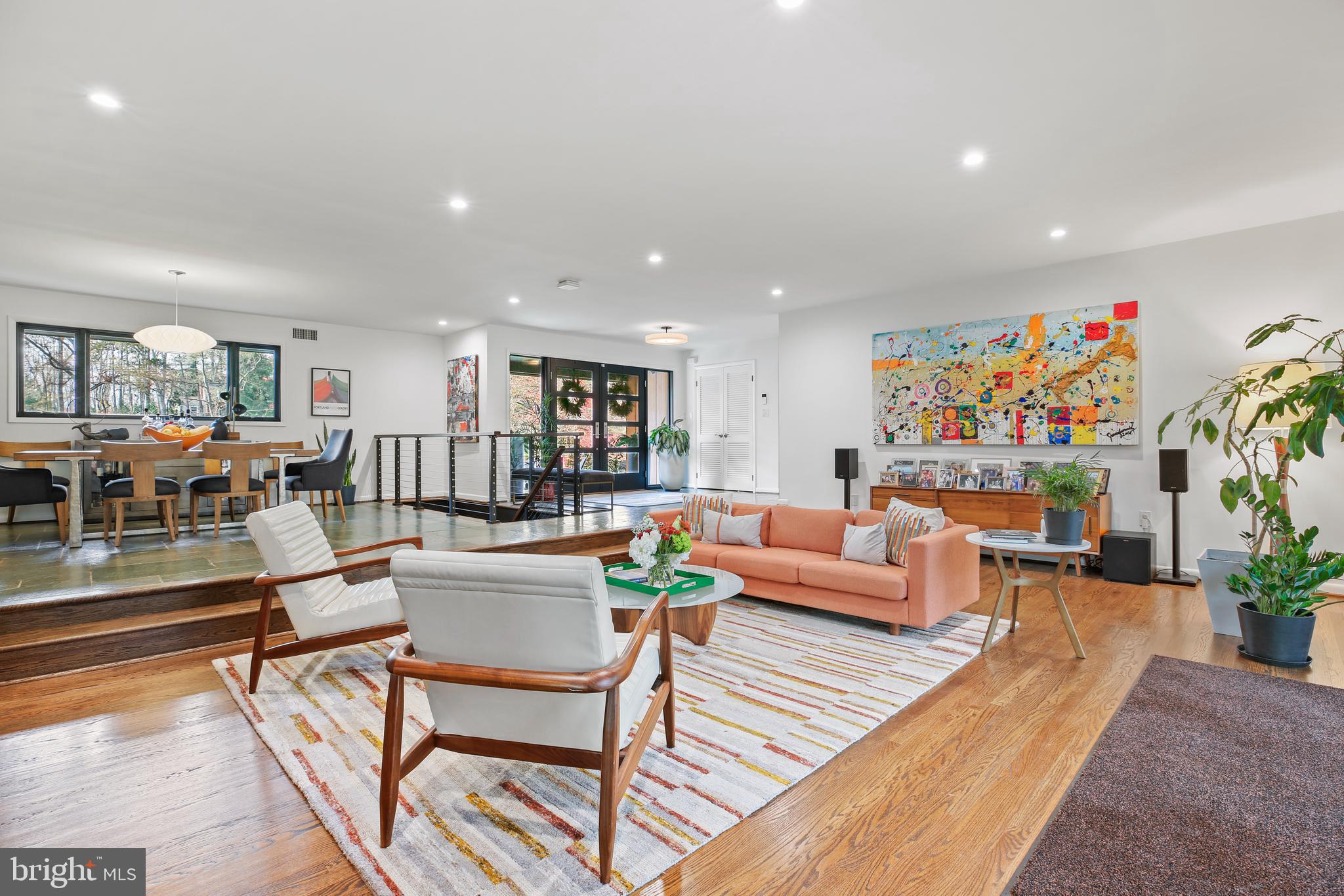 BRADLEY HILLS - Residential