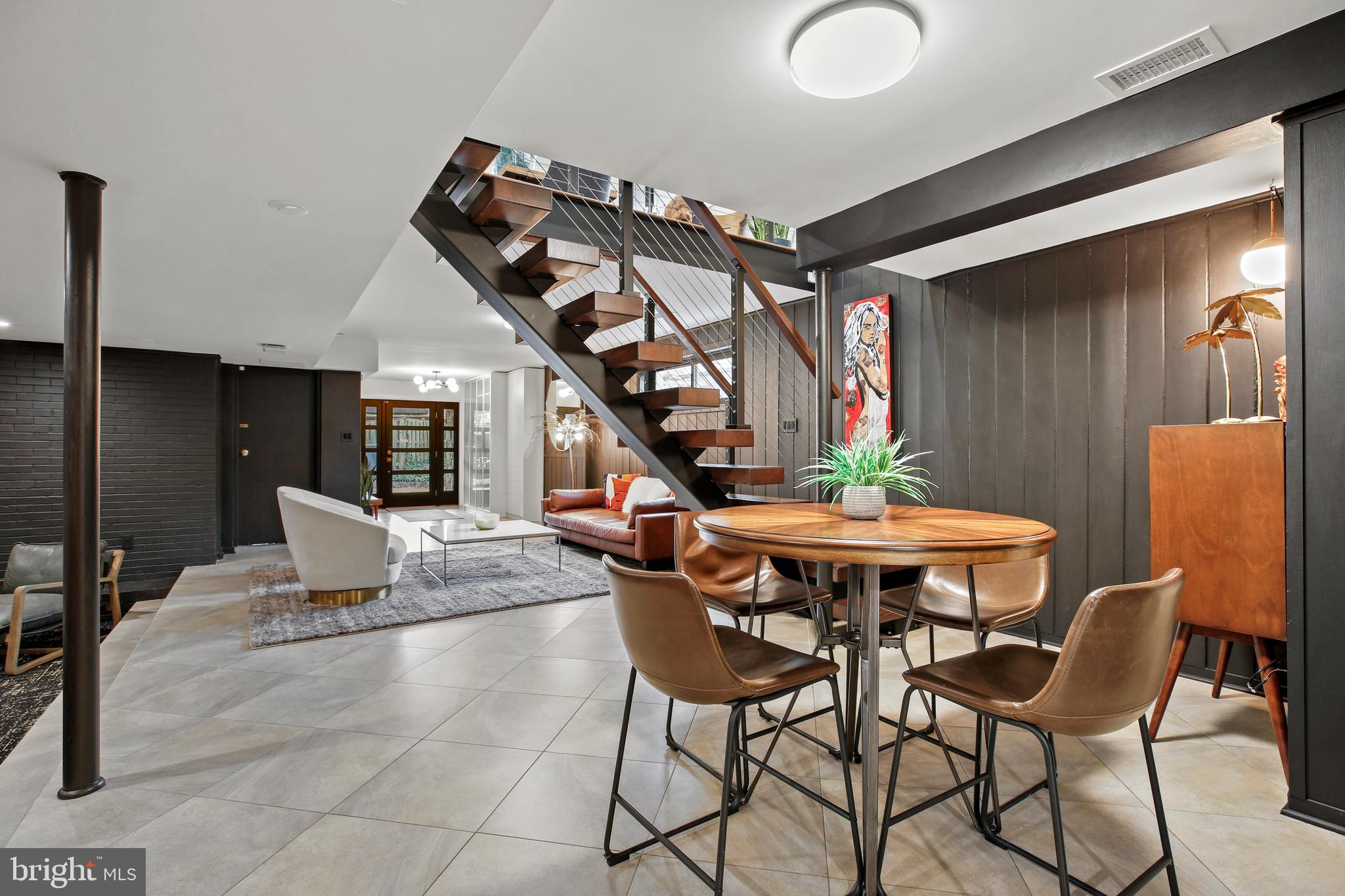 BRADLEY HILLS - Residential