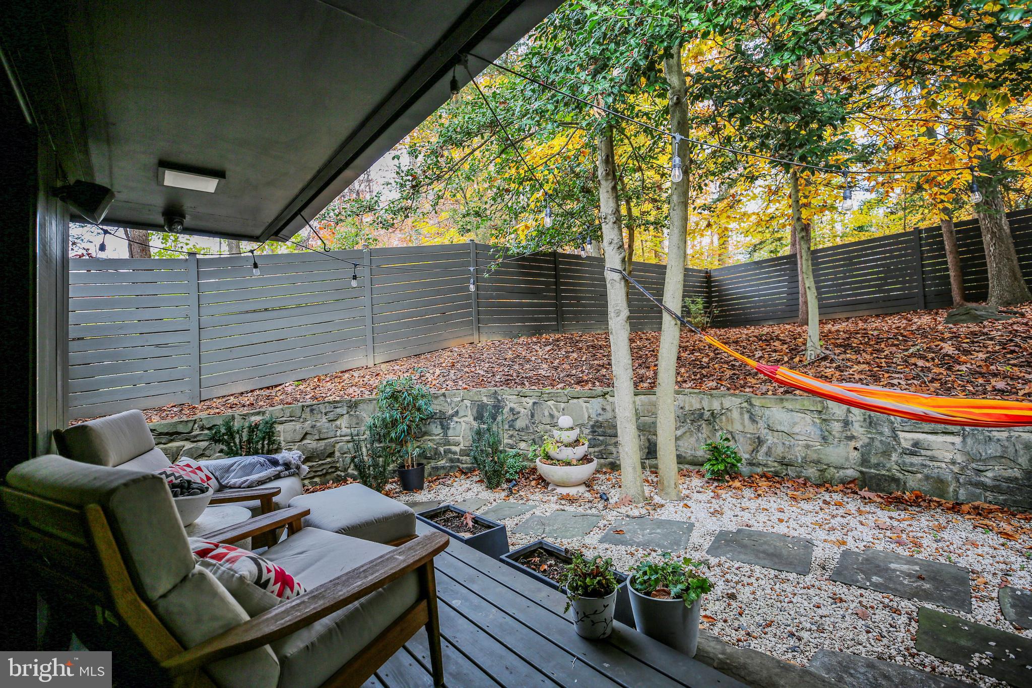 BRADLEY HILLS - Residential