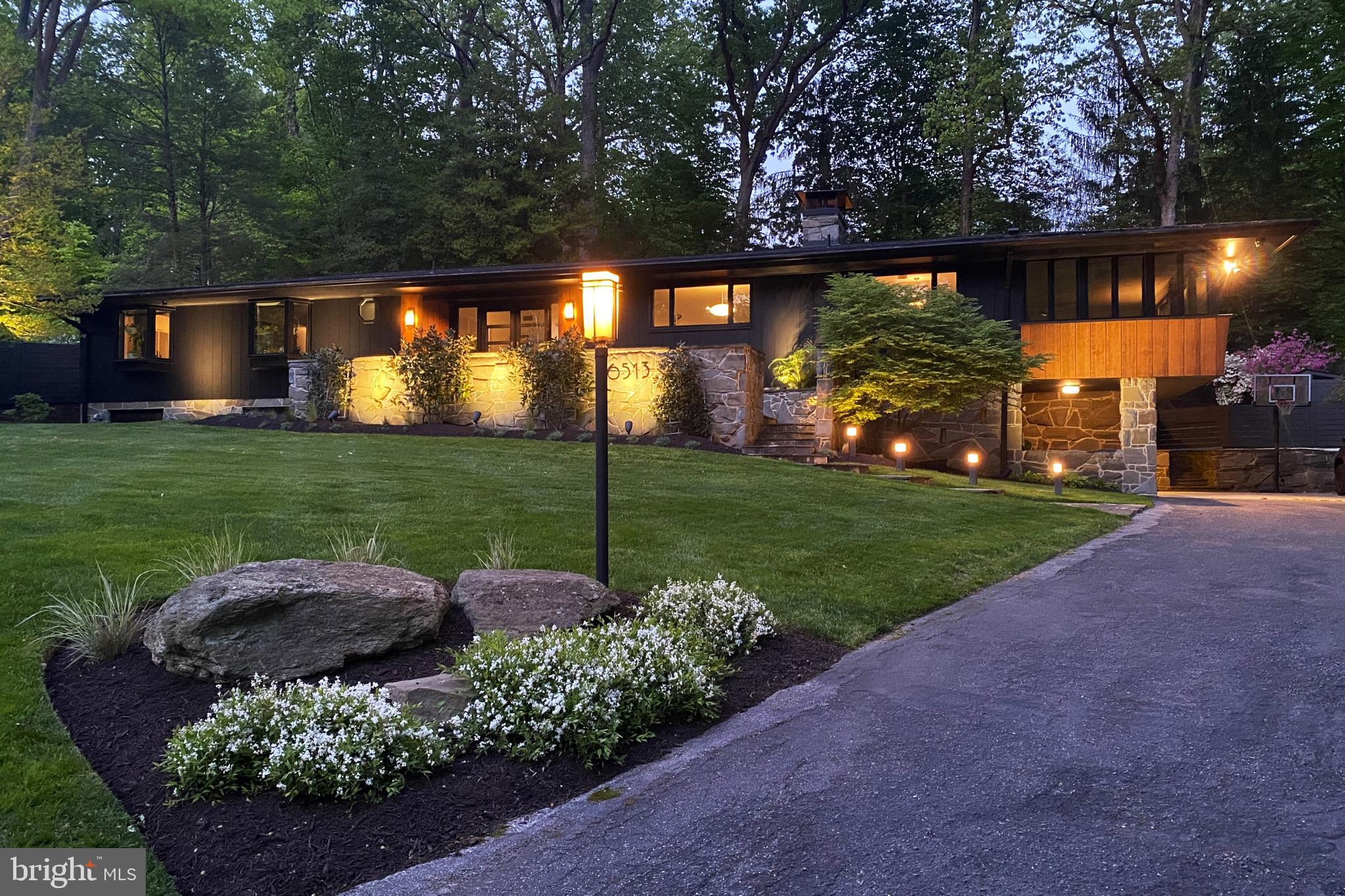 BRADLEY HILLS - Residential