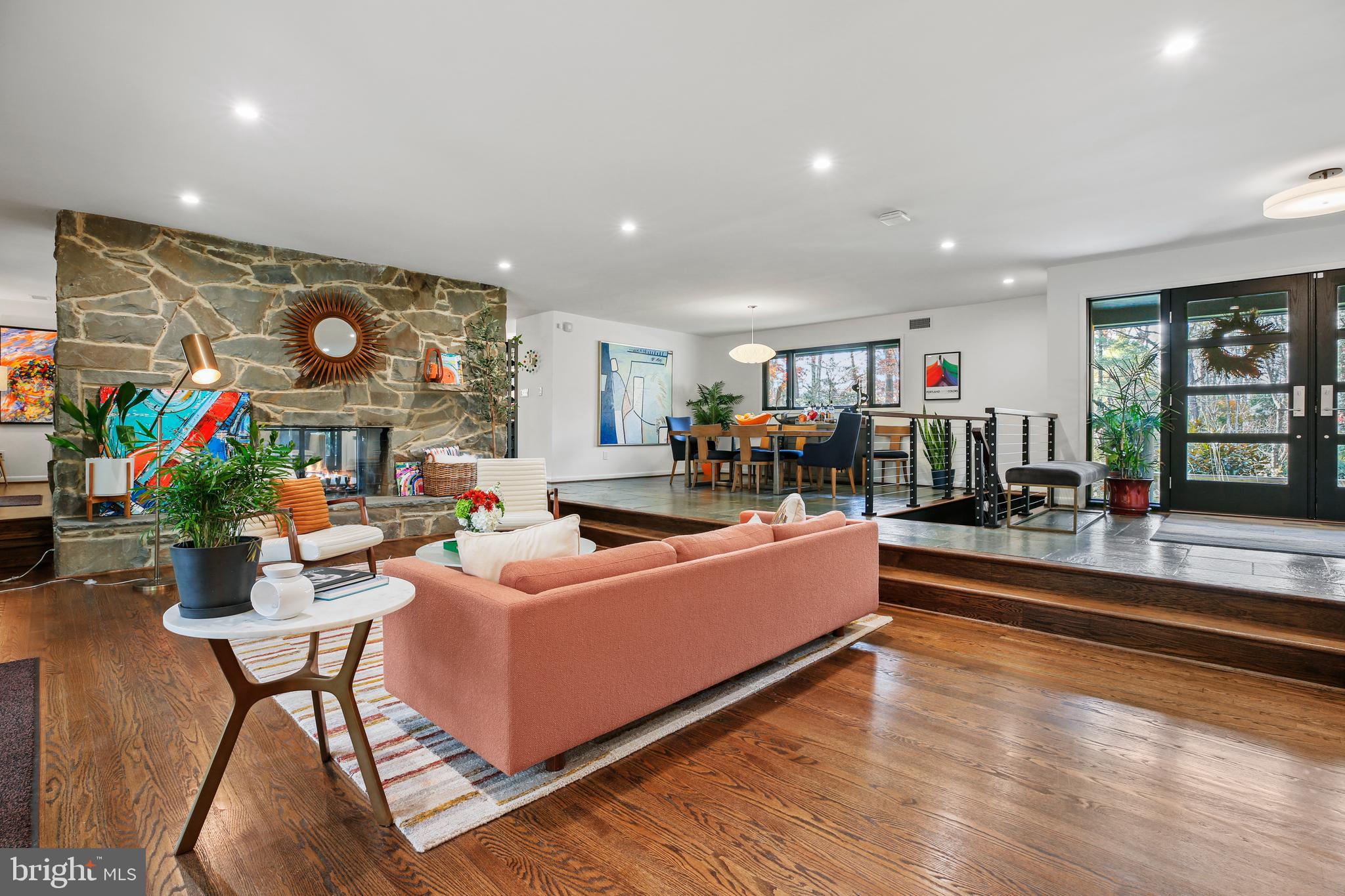 BRADLEY HILLS - Residential