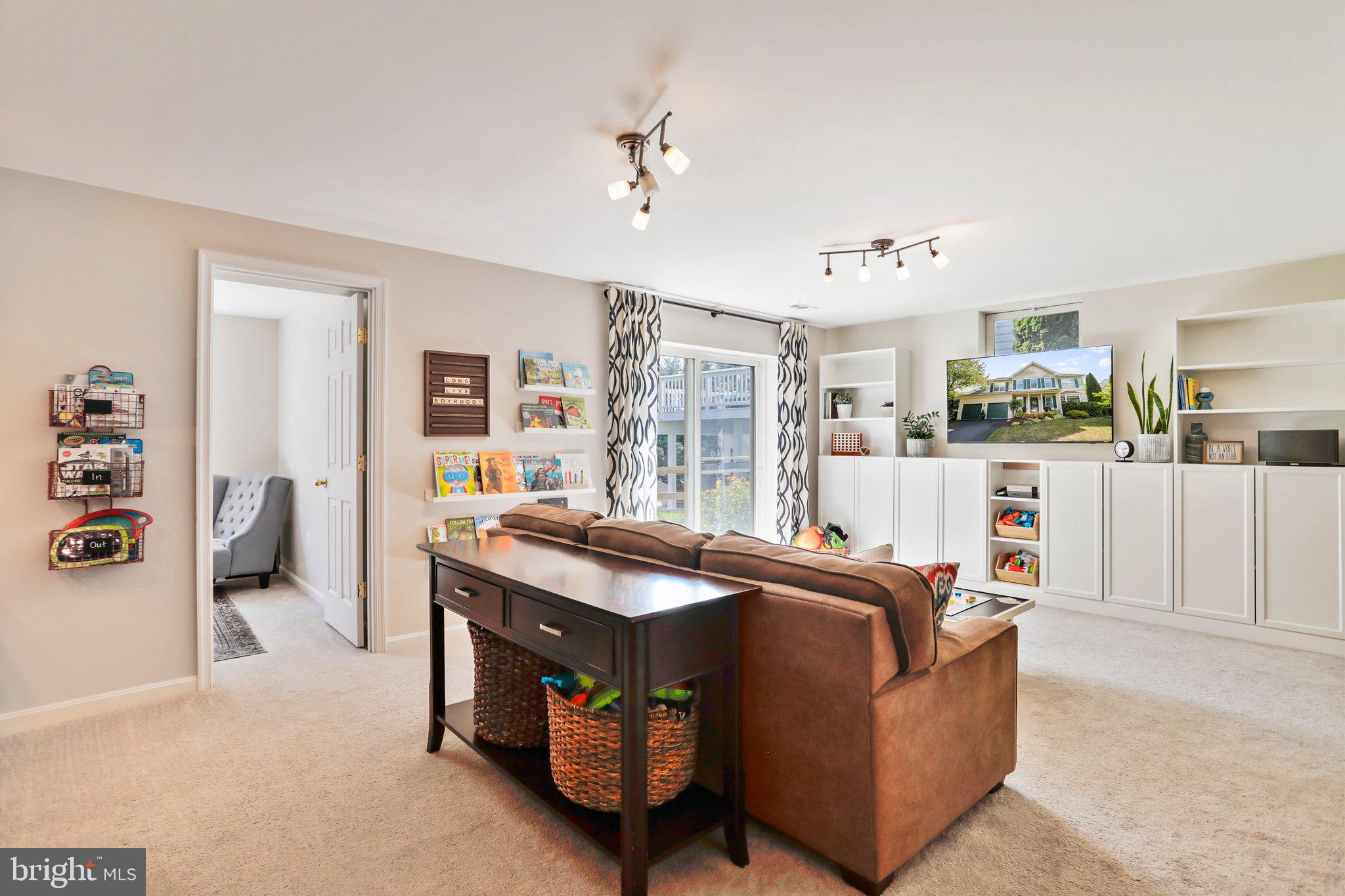 VILLAGES OF URBANA - Residential