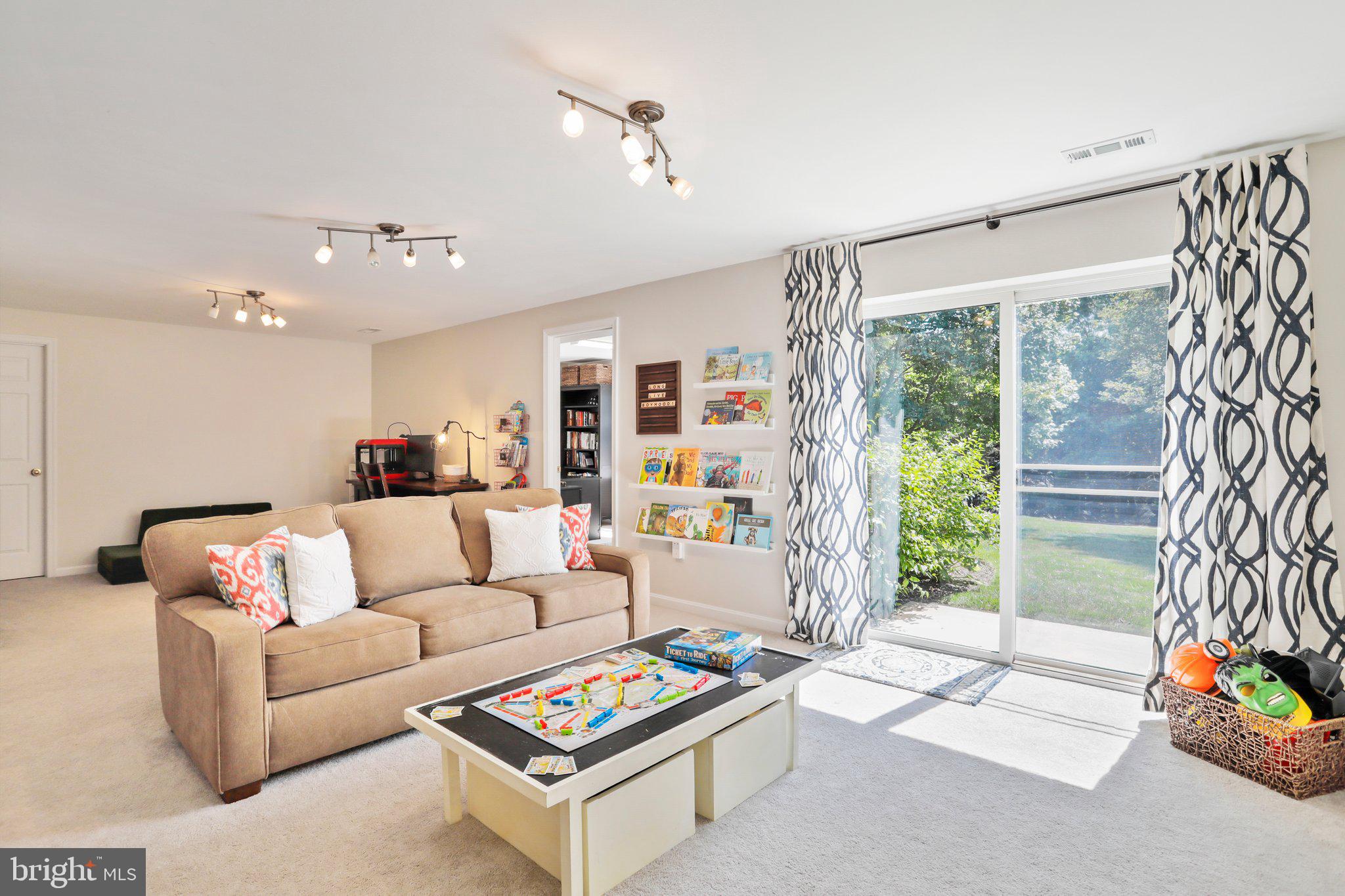 VILLAGES OF URBANA - Residential