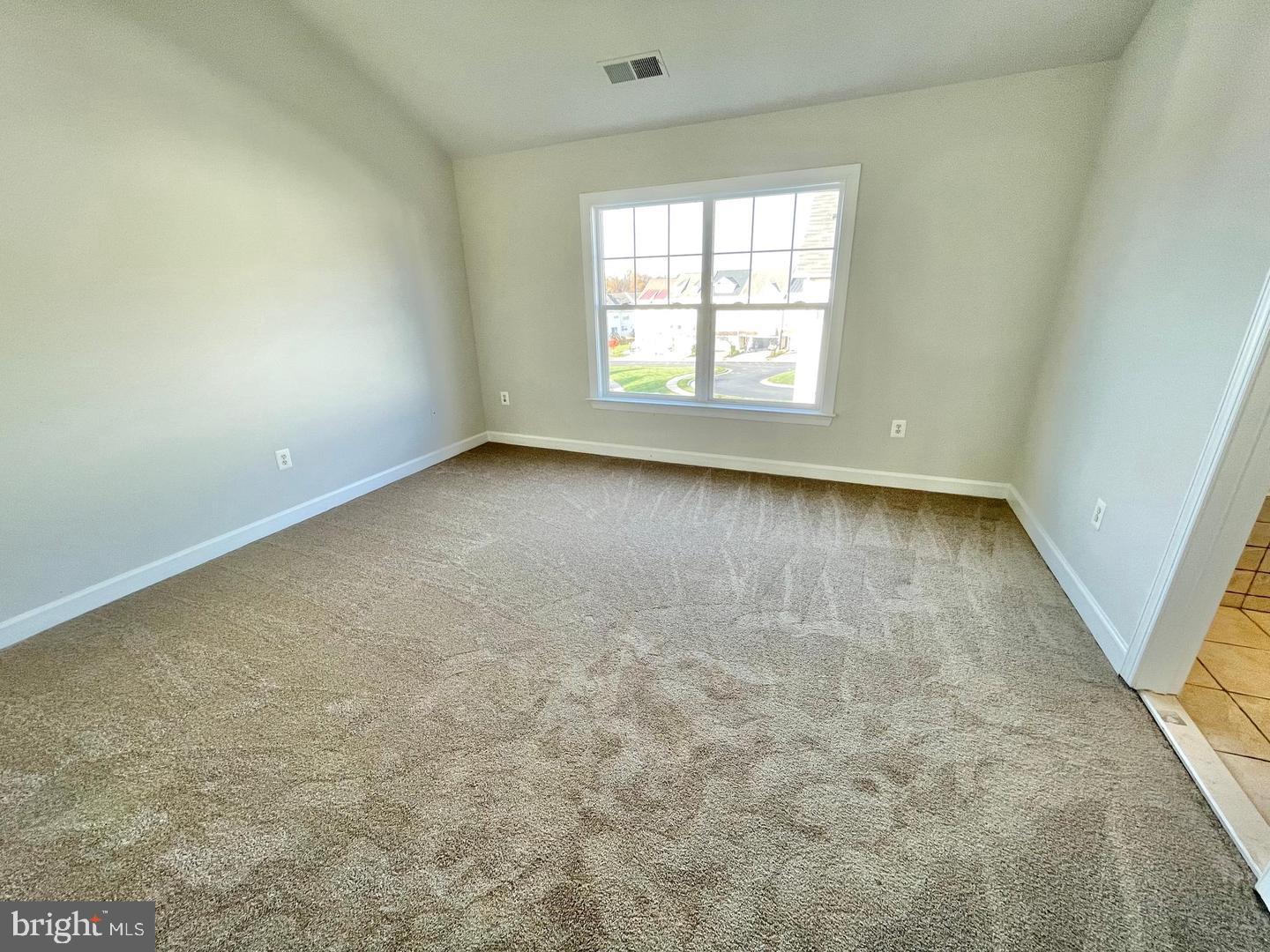 BLOOMS MILL - Residential Lease