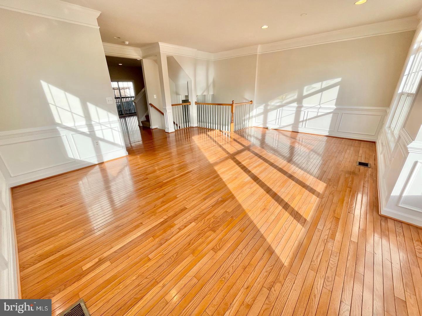 BLOOMS MILL - Residential Lease