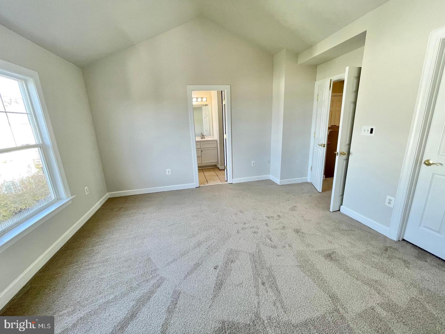 BLOOMS MILL - Residential Lease