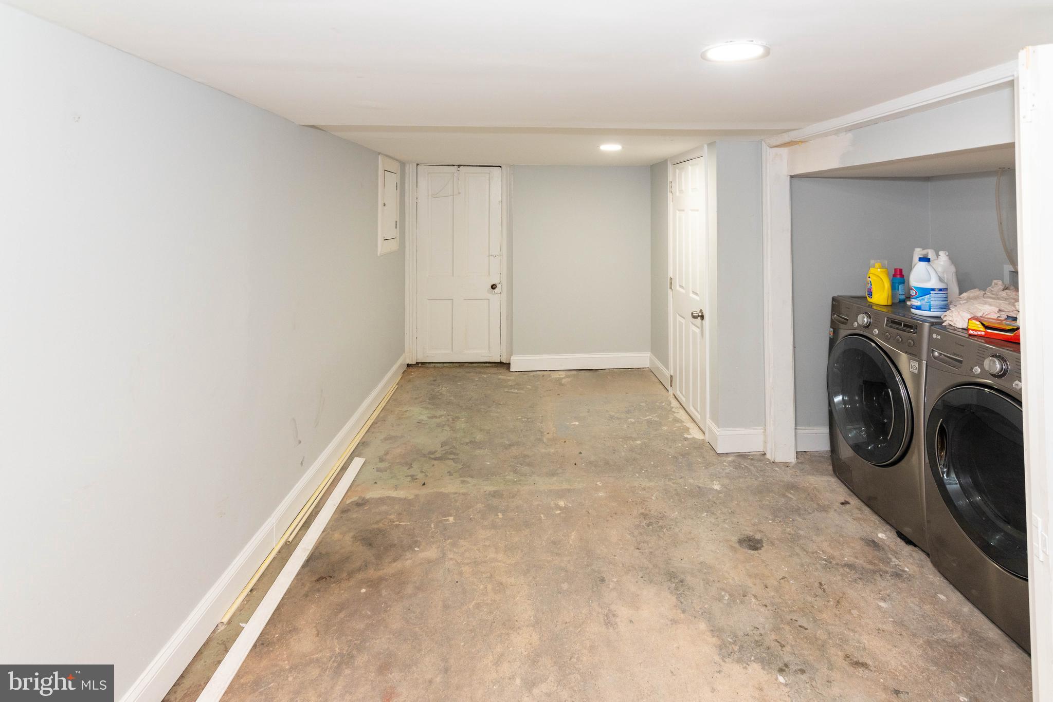 HIGHLANDTOWN - Residential