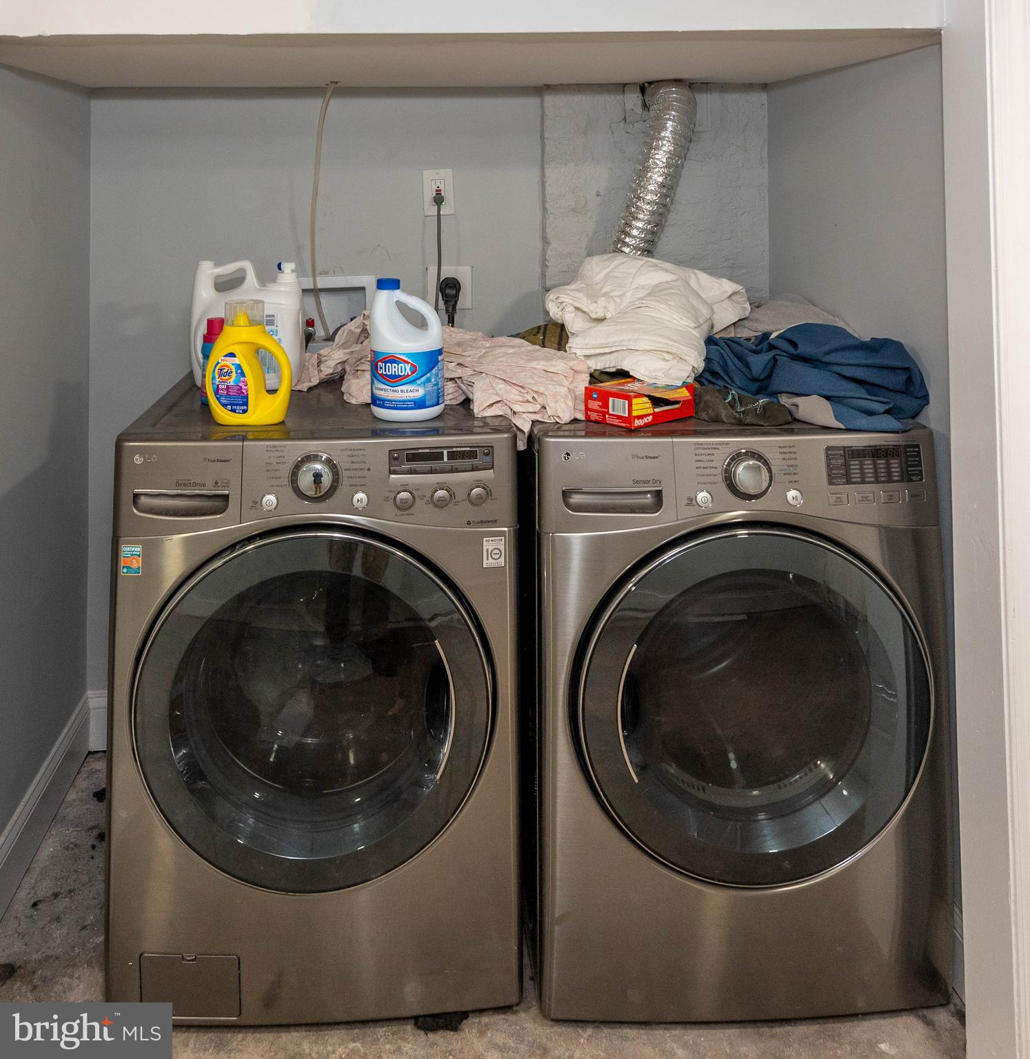 HIGHLANDTOWN - Residential