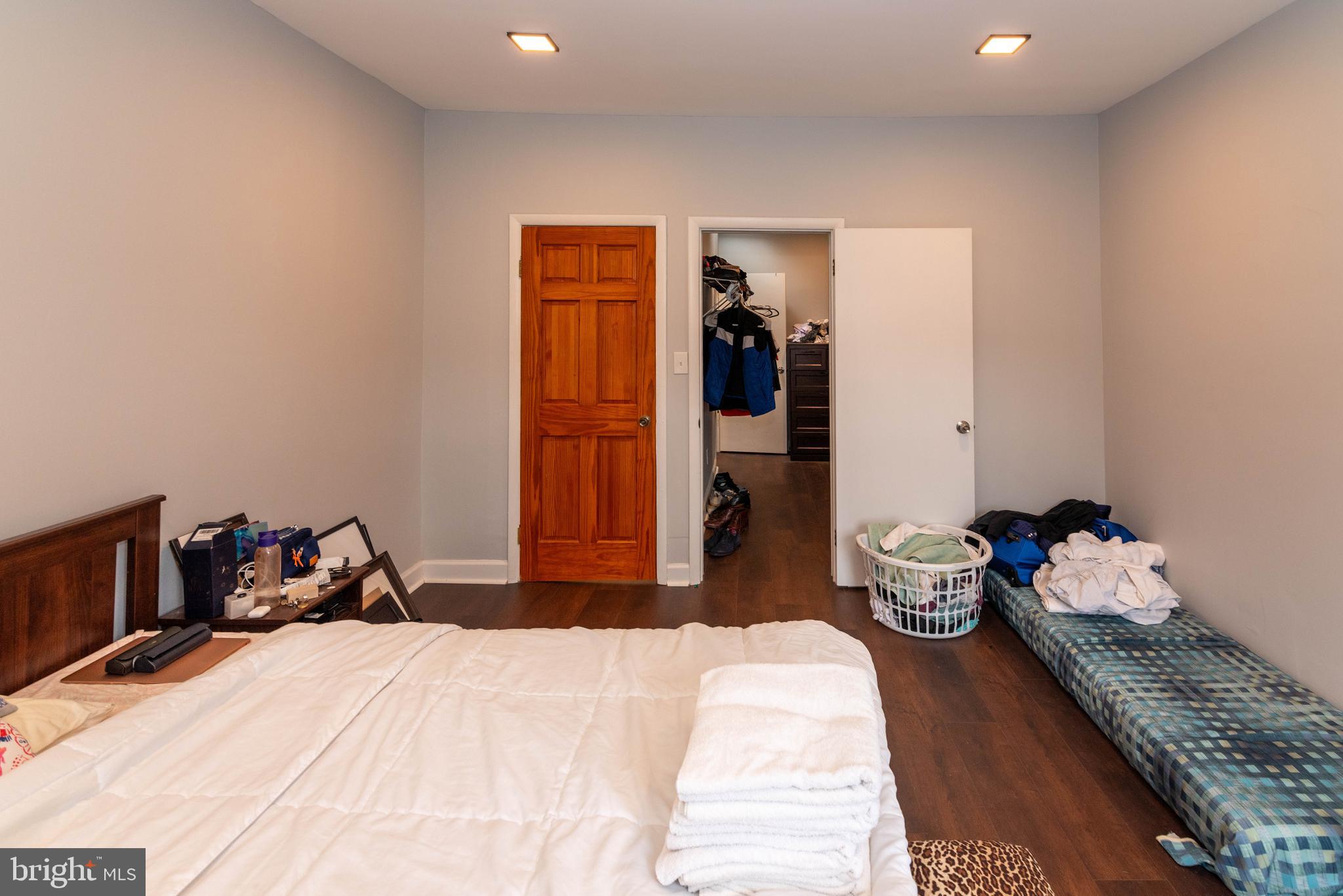 HIGHLANDTOWN - Residential