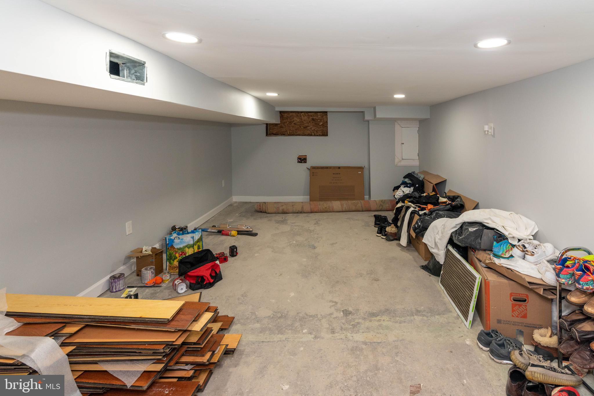 HIGHLANDTOWN - Residential