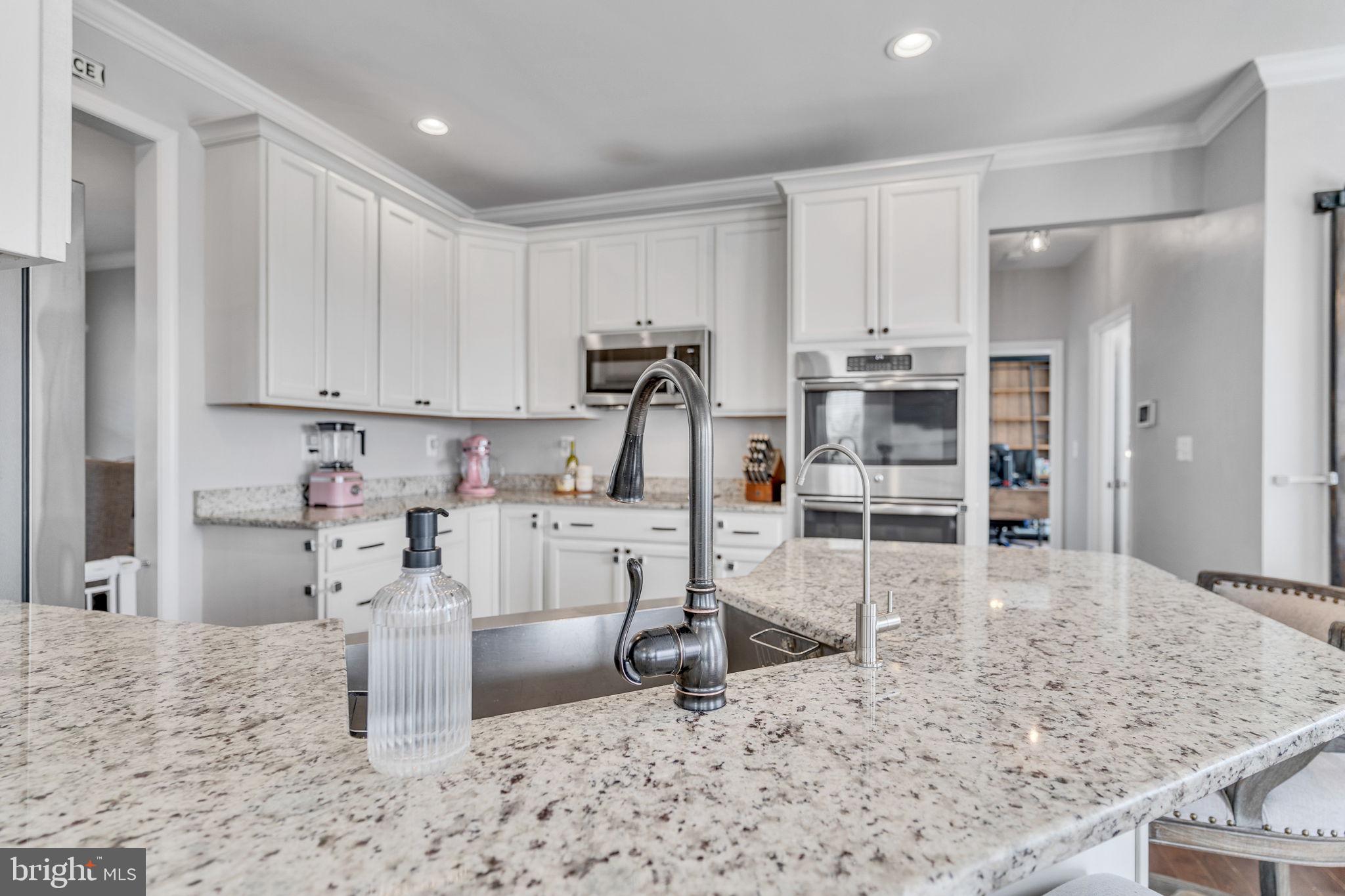 HUNTING CREEK ESTATES - Residential