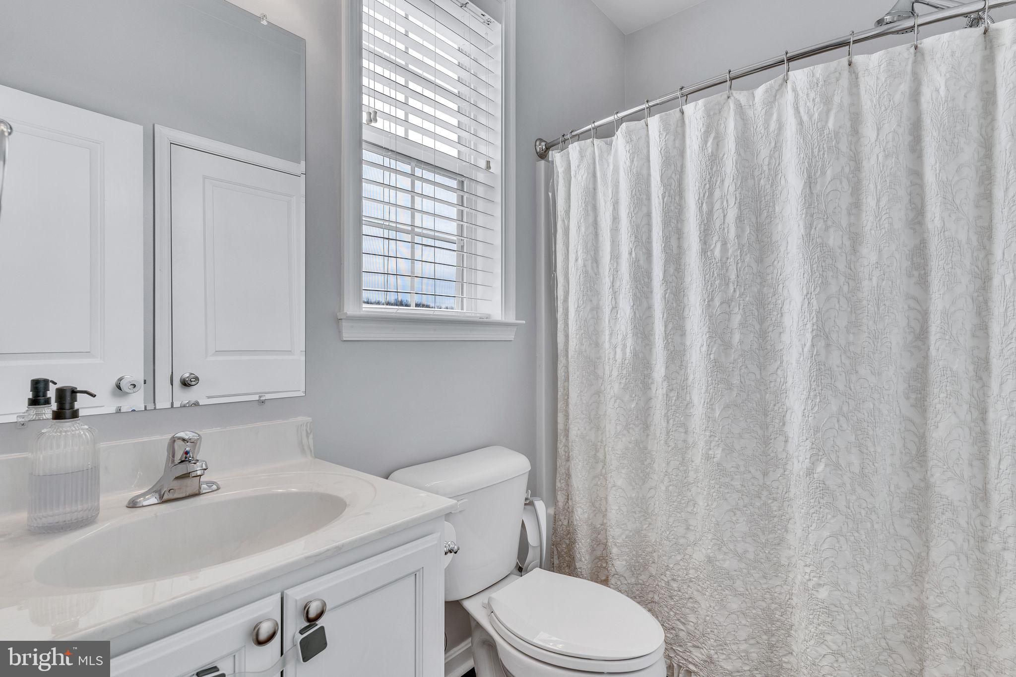 HUNTING CREEK ESTATES - Residential