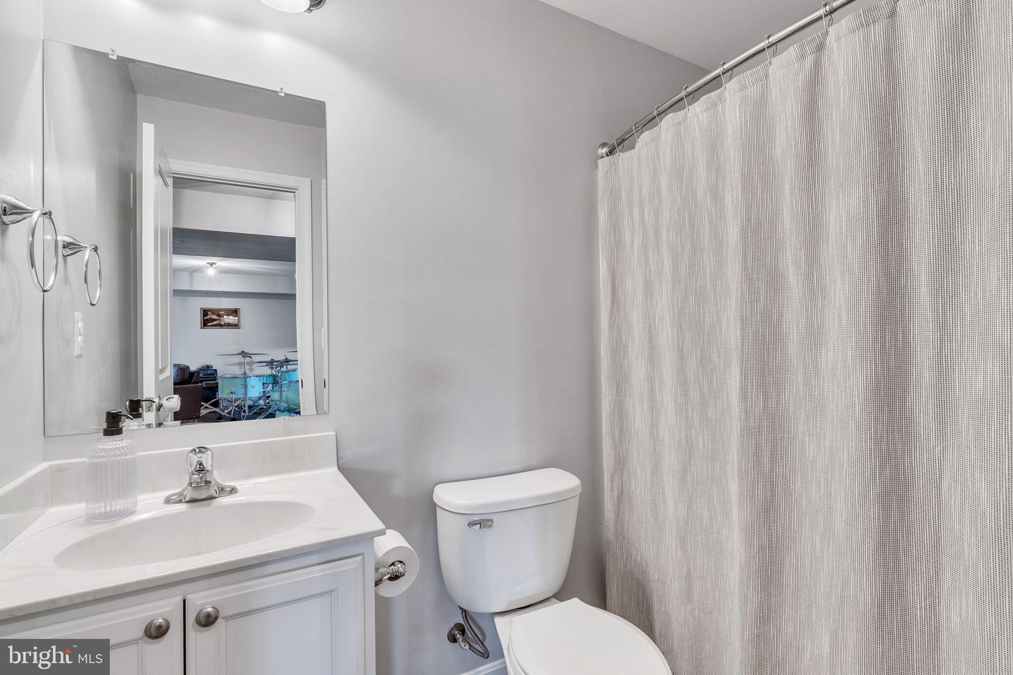 HUNTING CREEK ESTATES - Residential