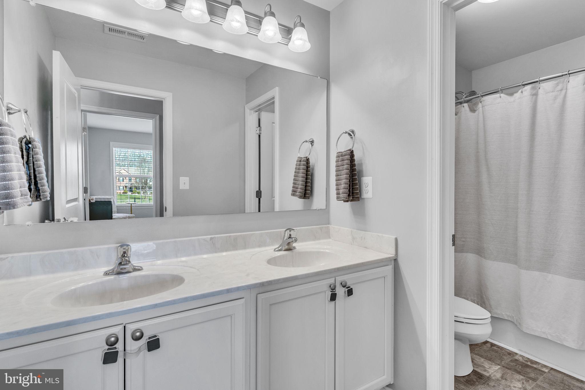 HUNTING CREEK ESTATES - Residential