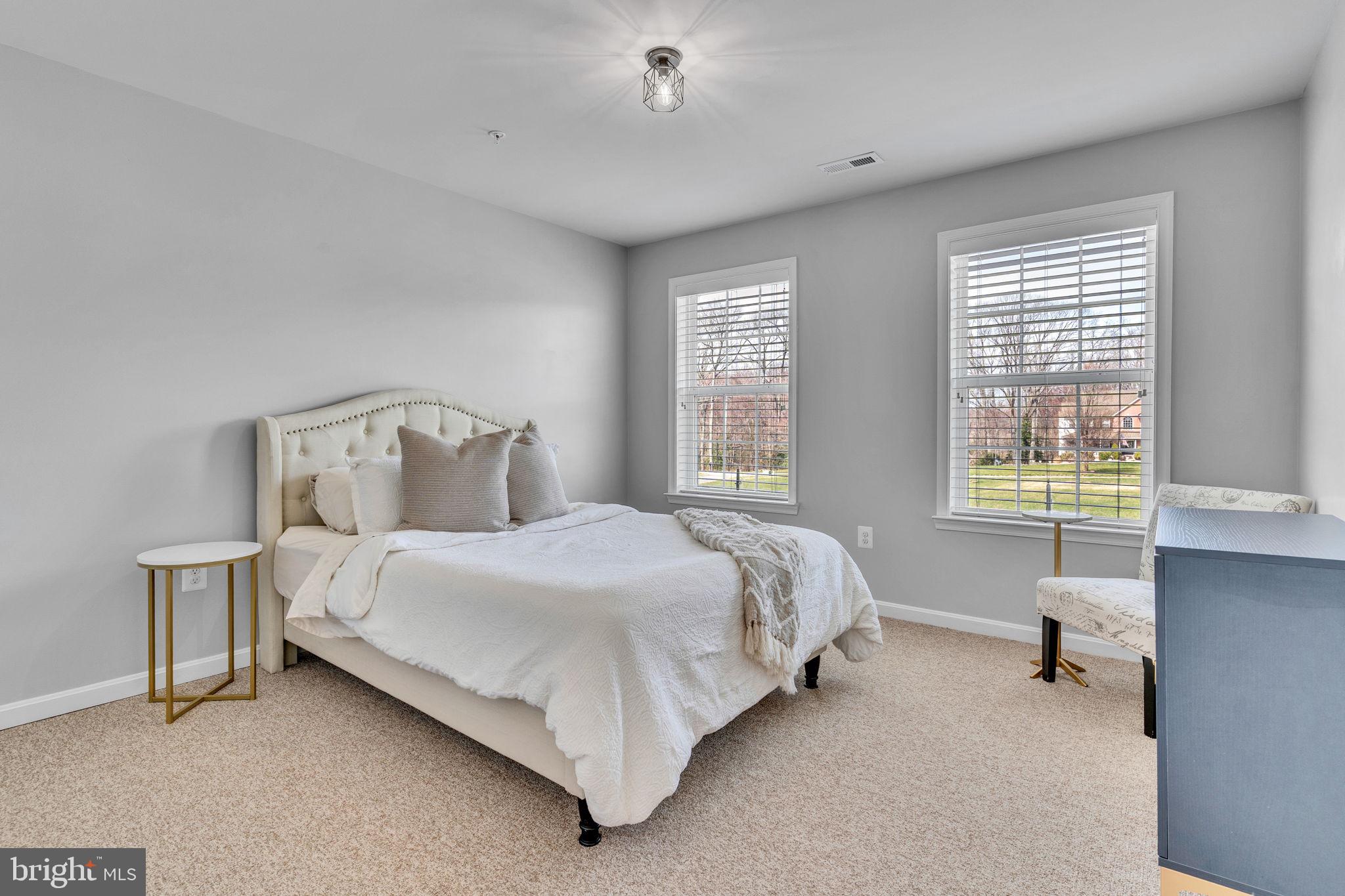 HUNTING CREEK ESTATES - Residential