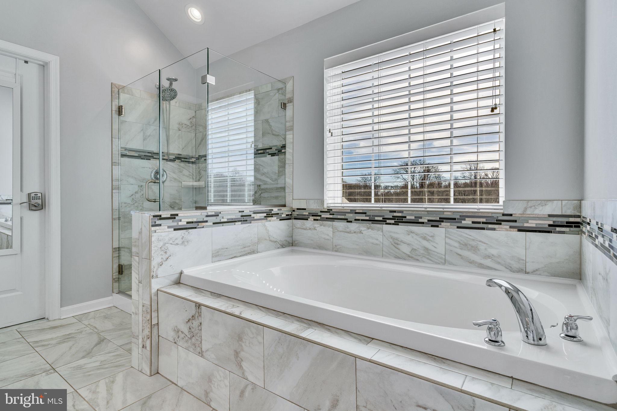 HUNTING CREEK ESTATES - Residential