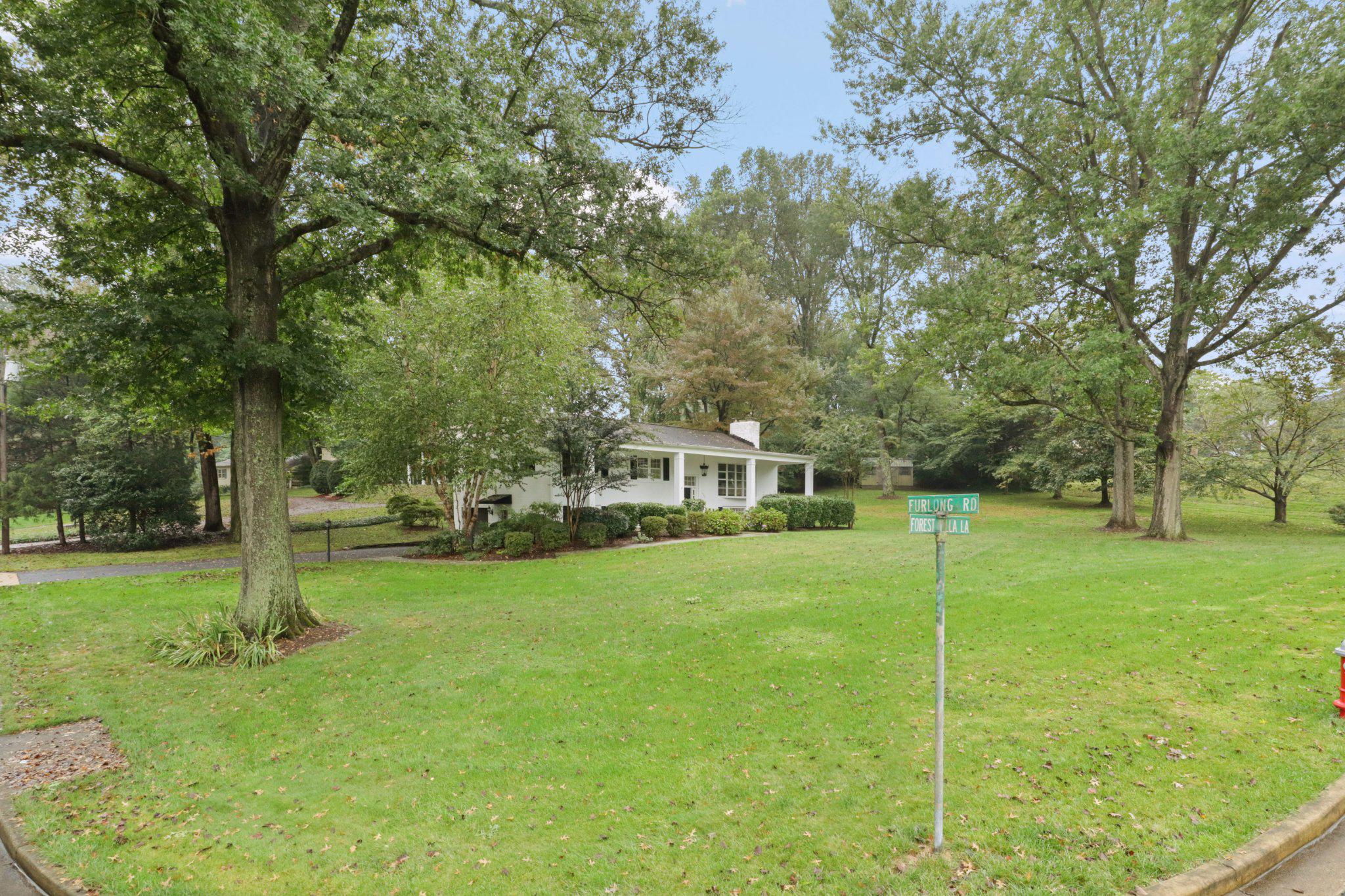 1521 FOREST VILLA LANE