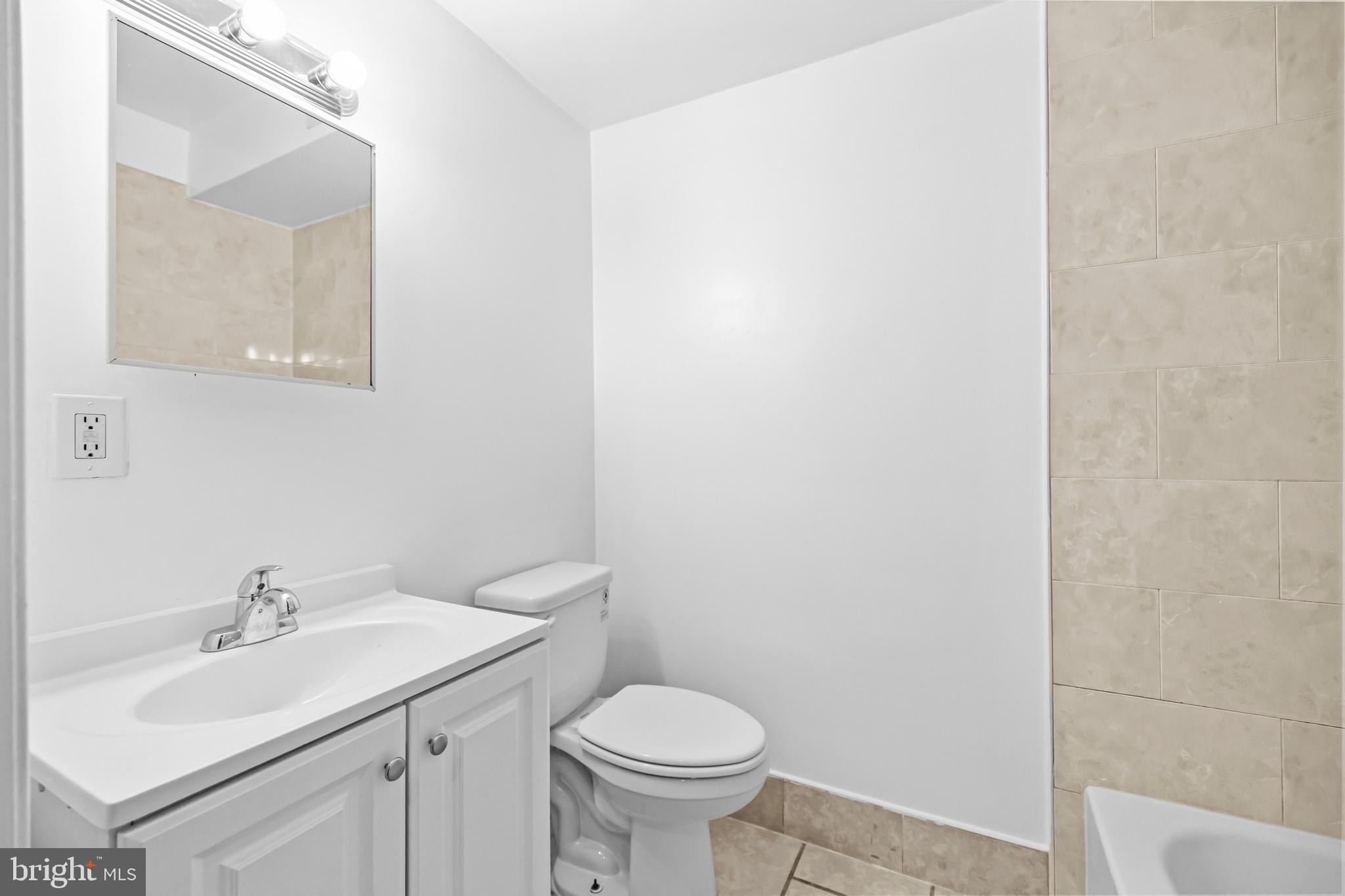 1508 V STREET SE 4