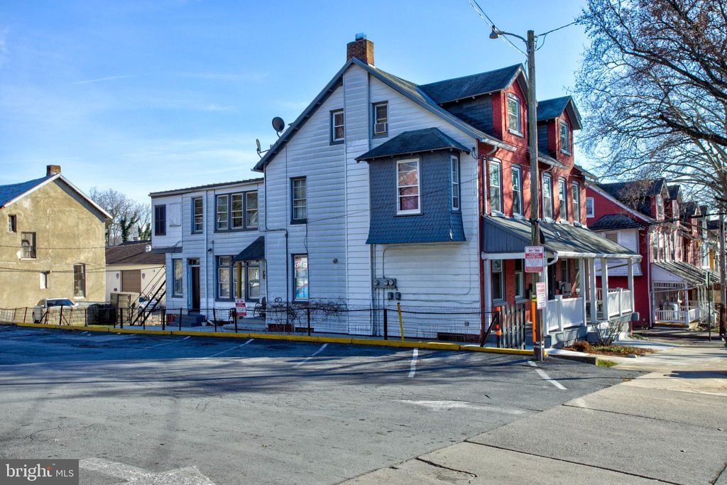 Photo of 45 S Marshall Street, Lancaster, PA 17602 (MLS # PALA2045548)