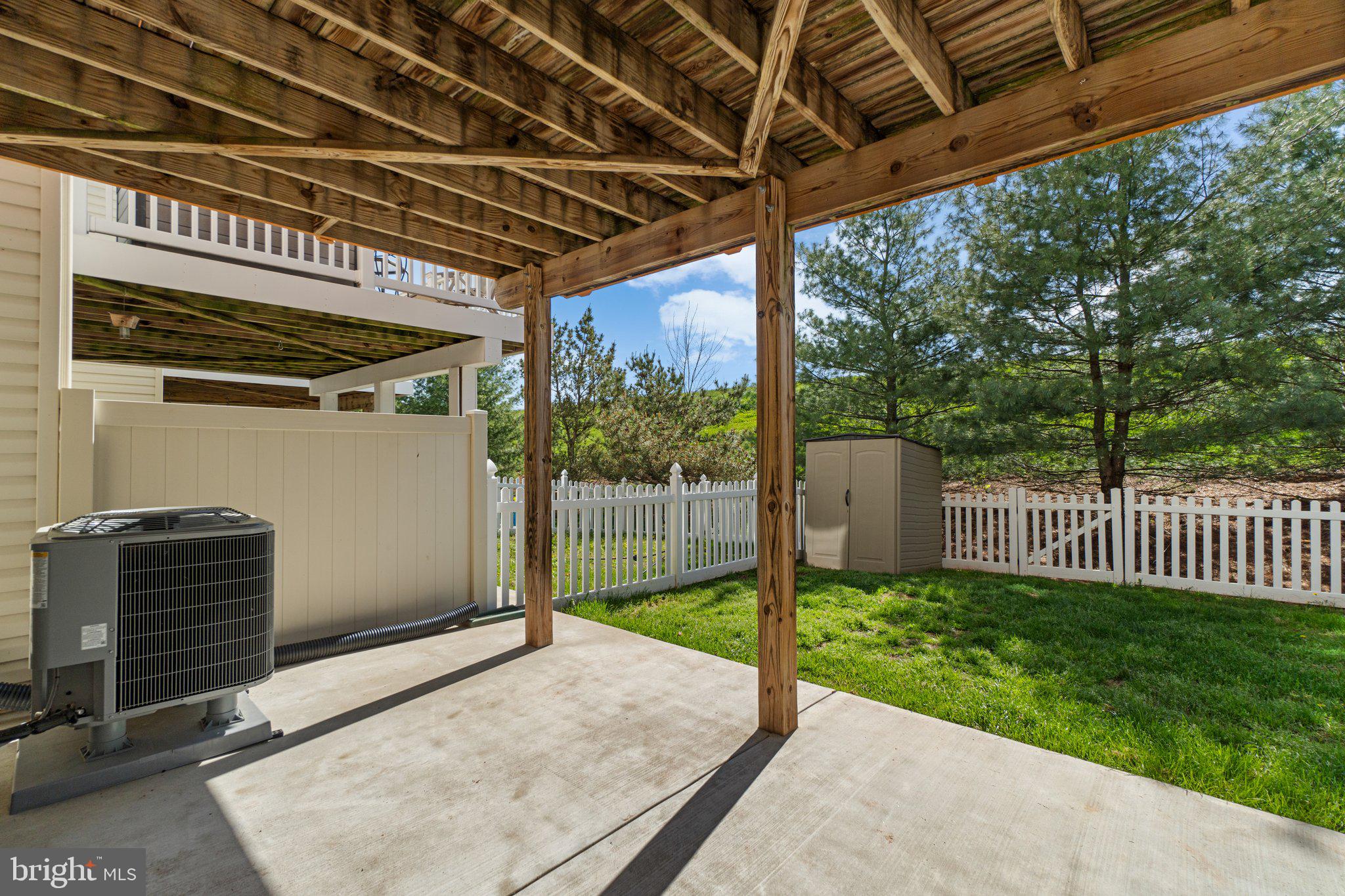 TUSCARORA CREEK - Residential