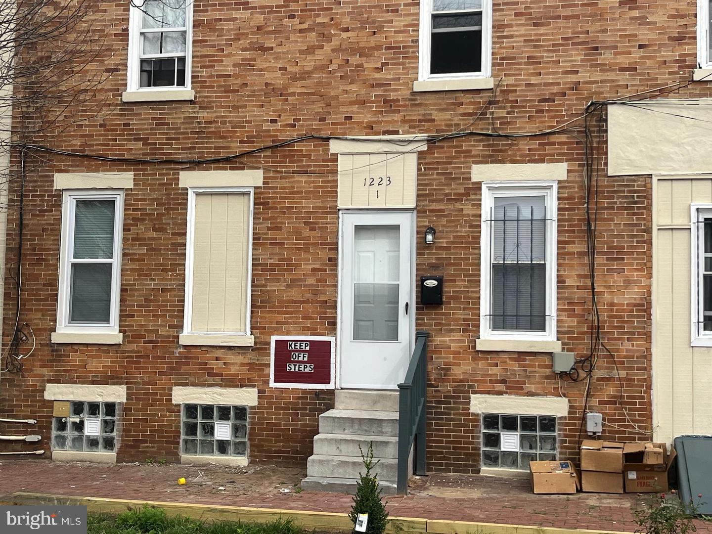 1223 S 10TH STREET