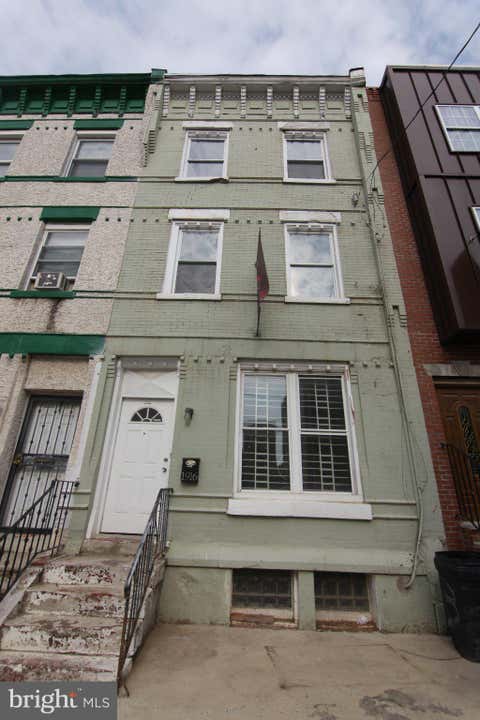 Townhouse For Sale - 1916 N Gratz Street<br/> Philadelphia County, PHILADELPHIA, PA 19121