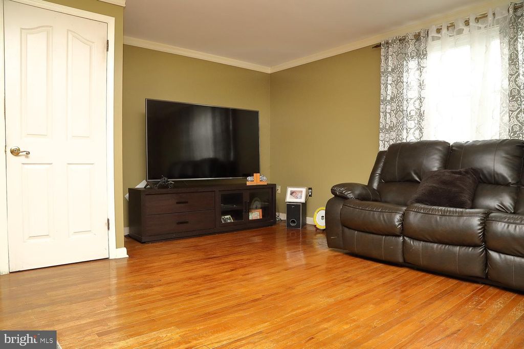 Photo of 840 HILTON DR, LANCASTER, PA 17603 (MLS # PALA2037836)