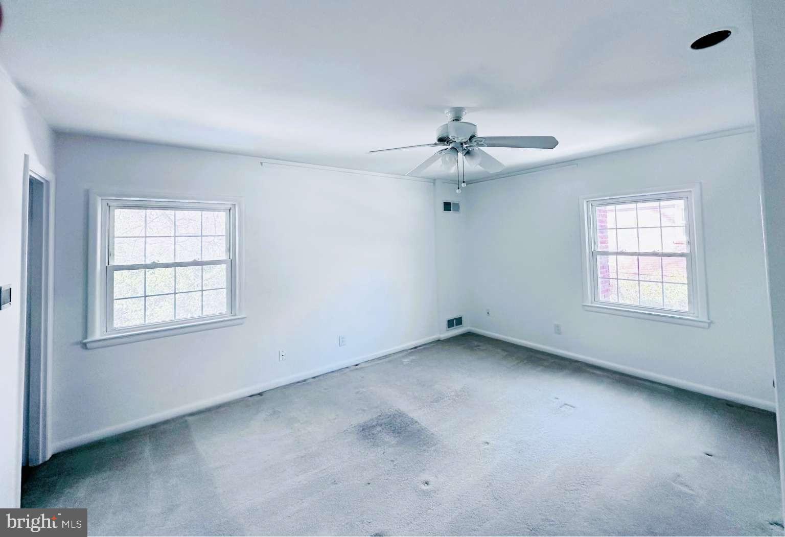 COUNTRY CLUB HILLS - Residential