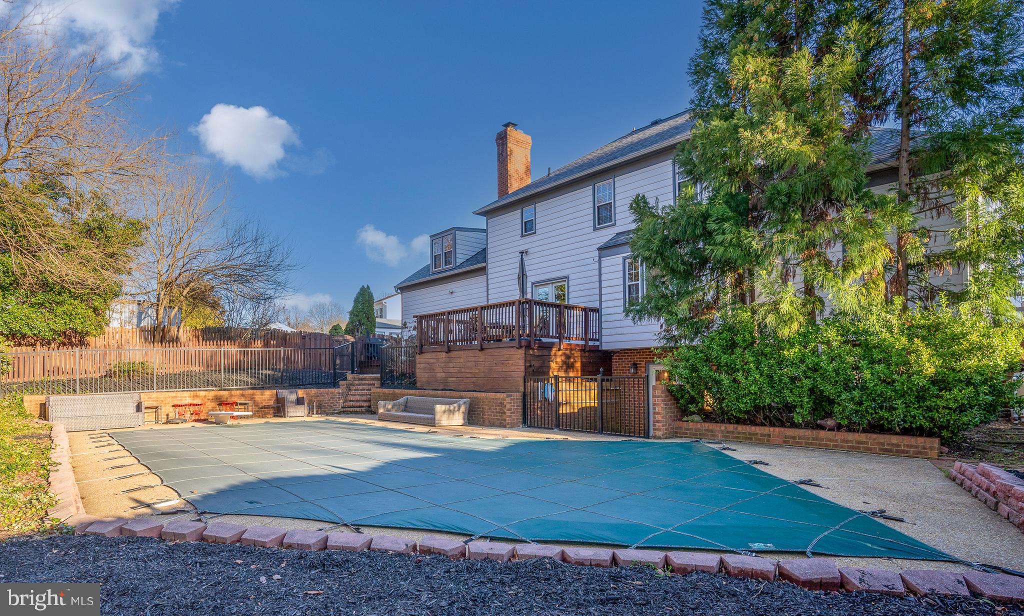 WOODLAWN - Residential