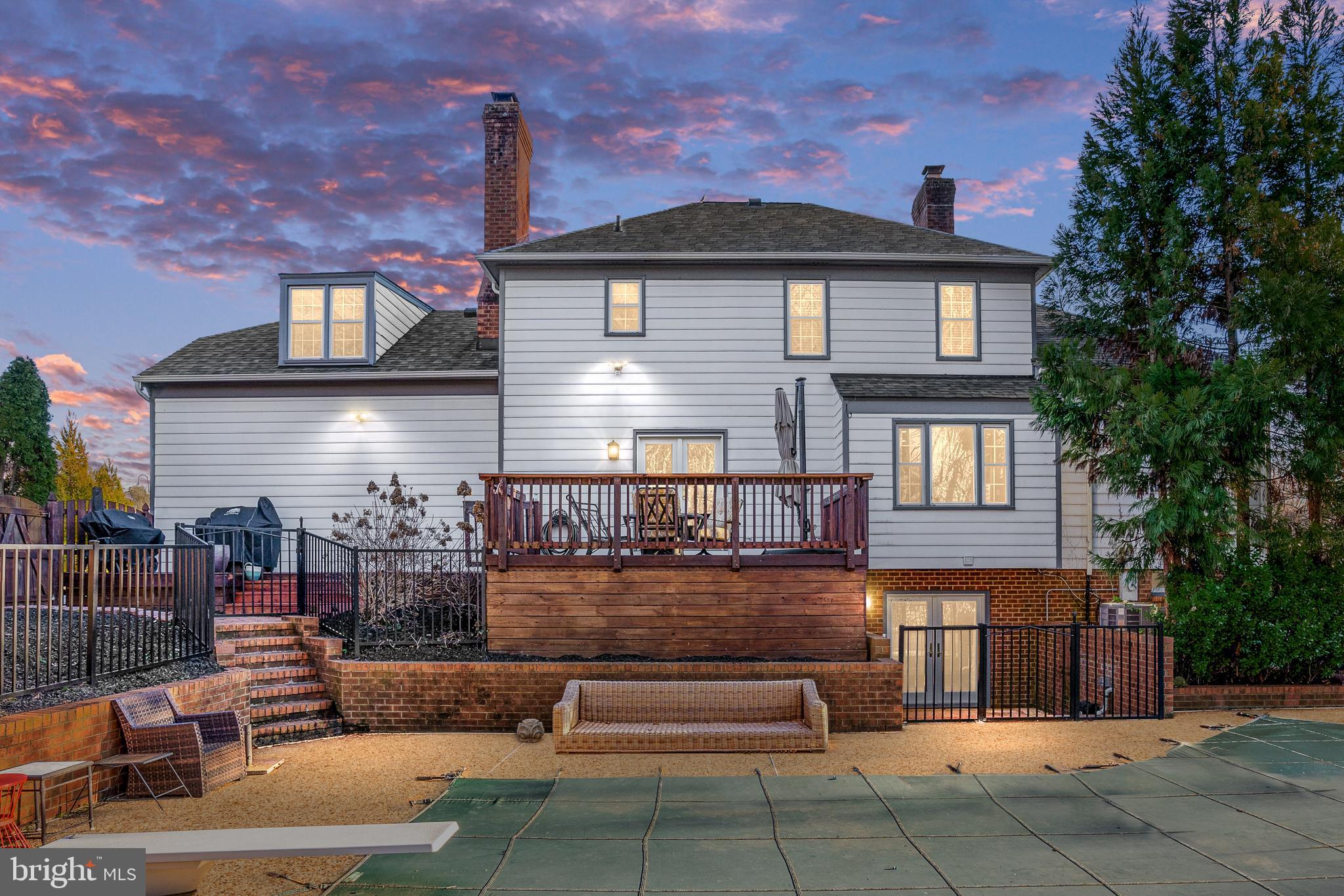 WOODLAWN - Residential