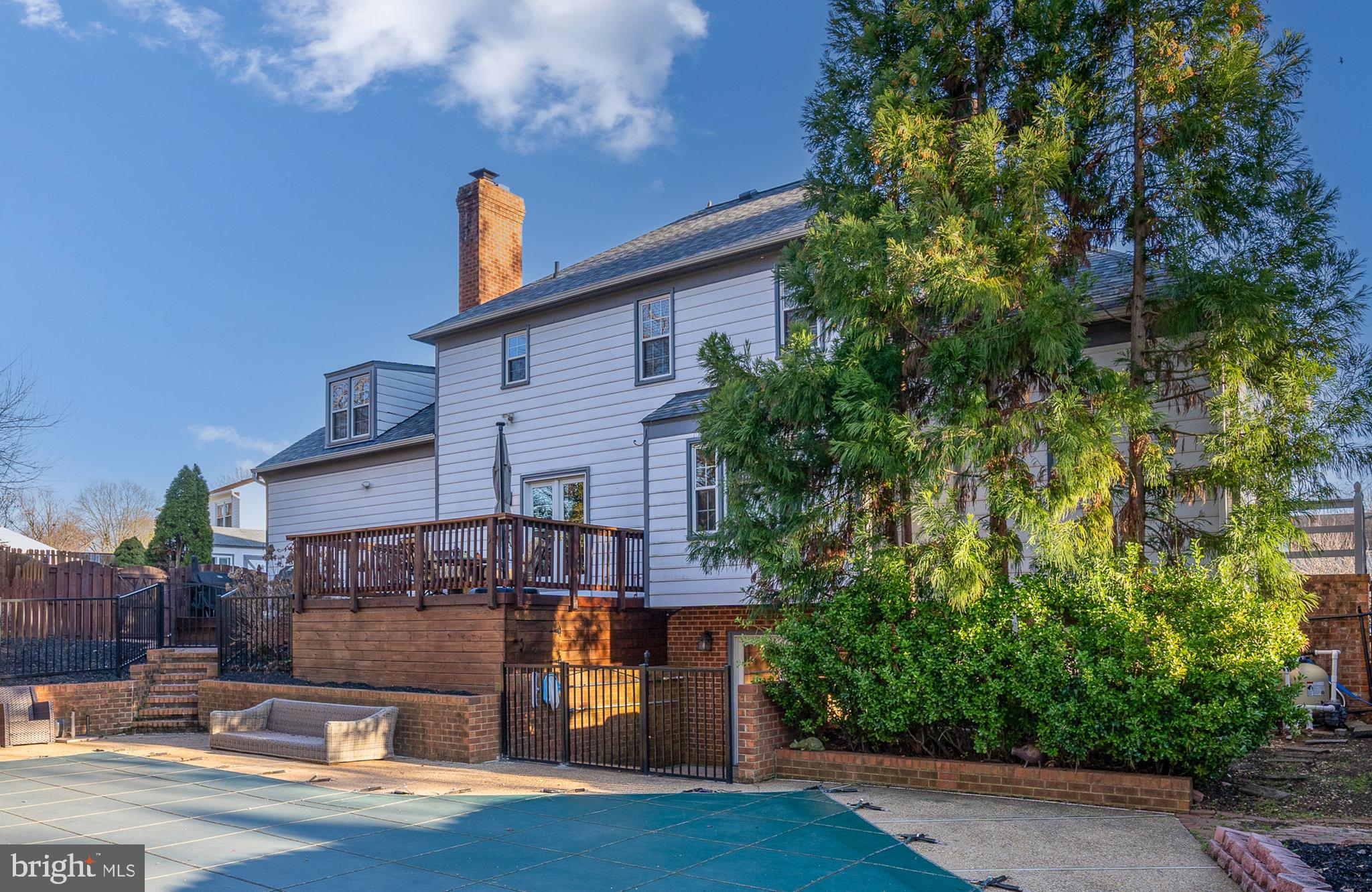 WOODLAWN - Residential