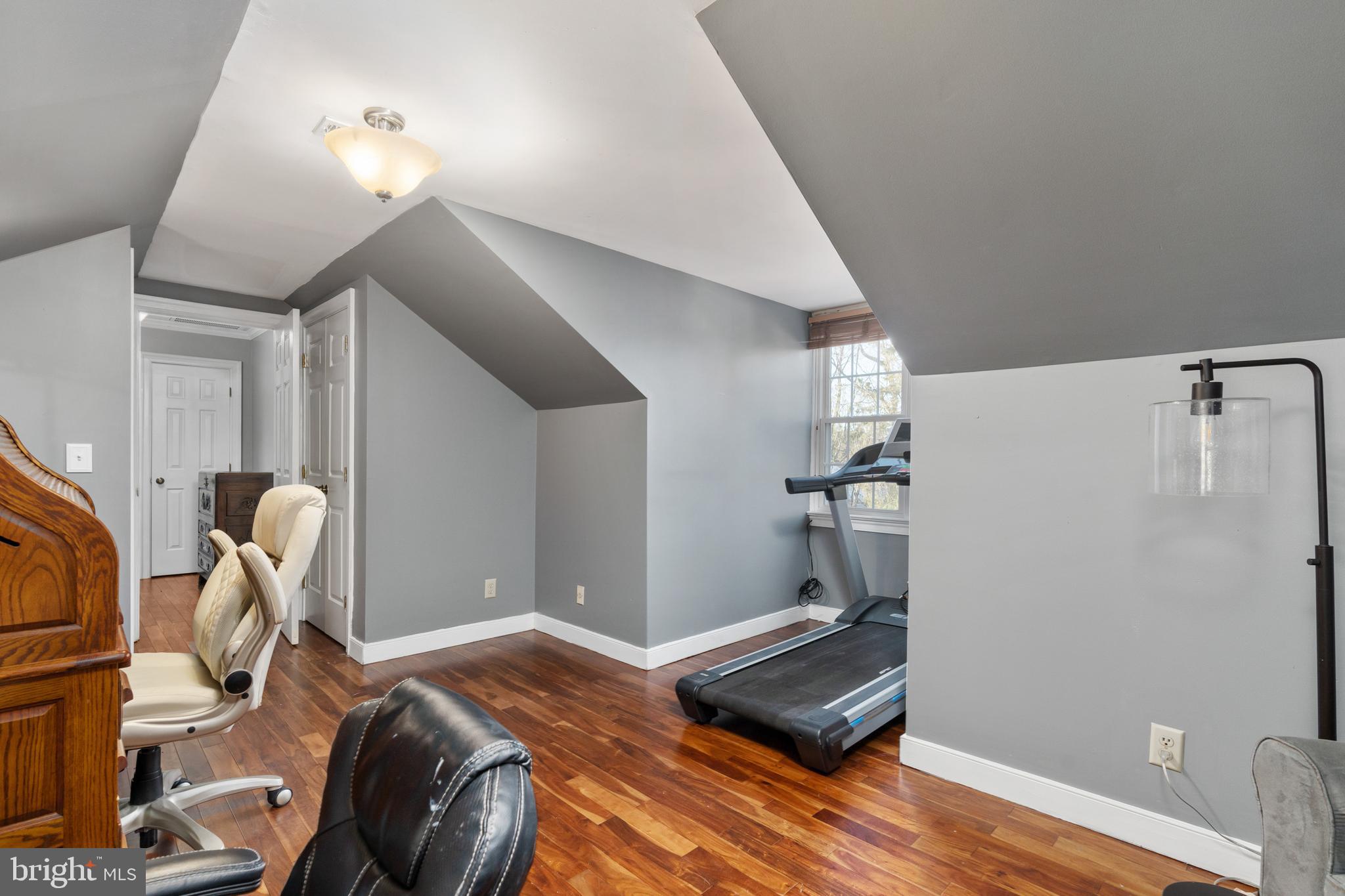 WOODLAWN - Residential