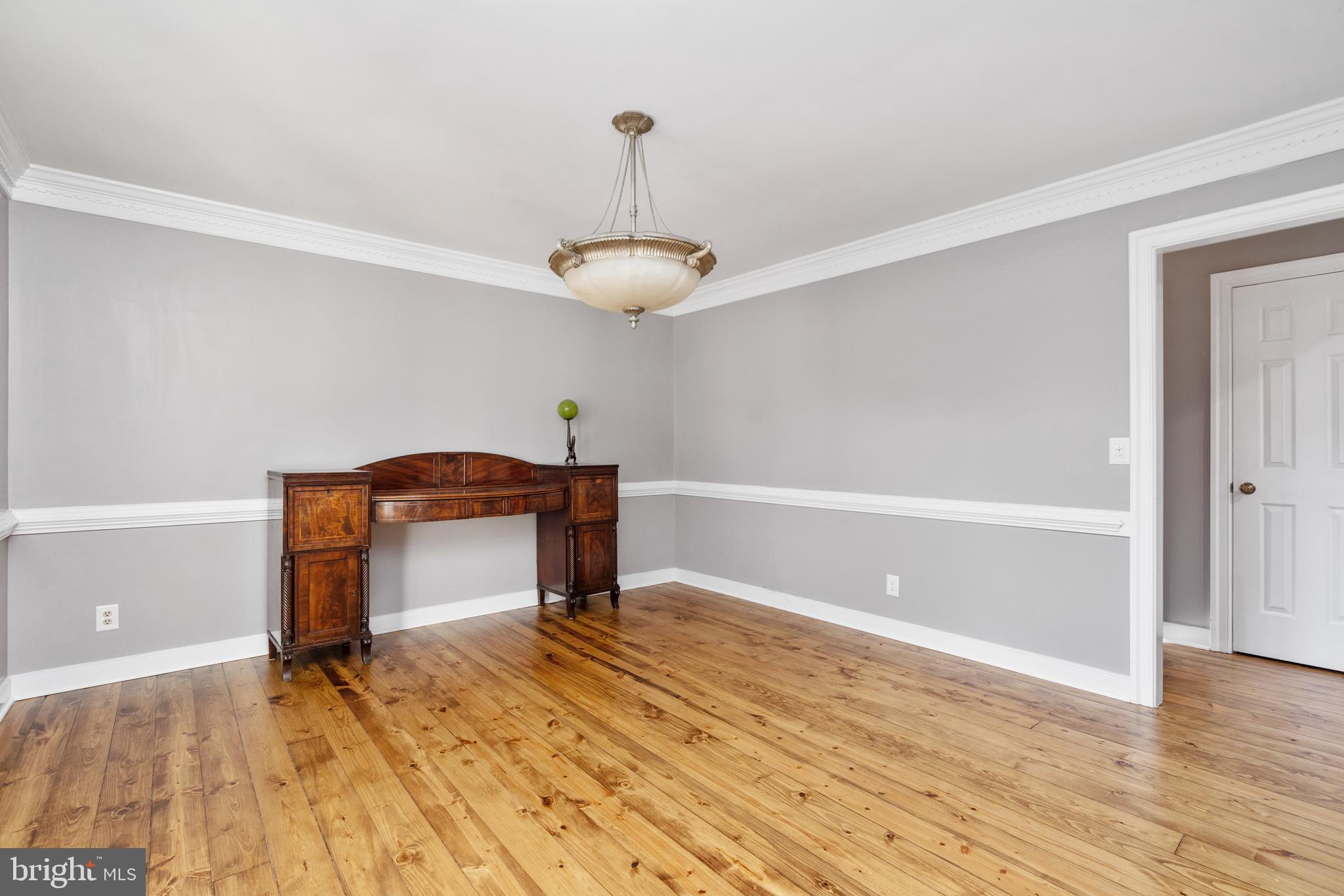 WOODLAWN - Residential