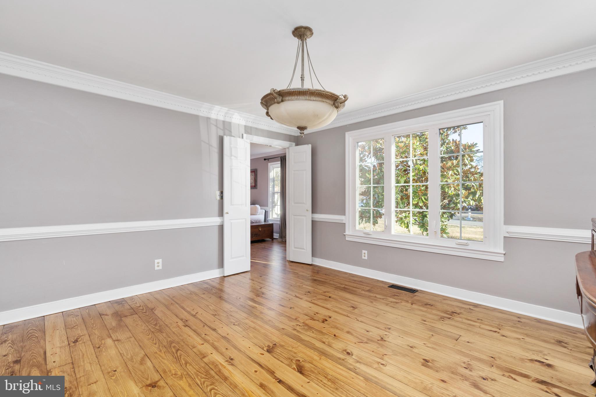 WOODLAWN - Residential