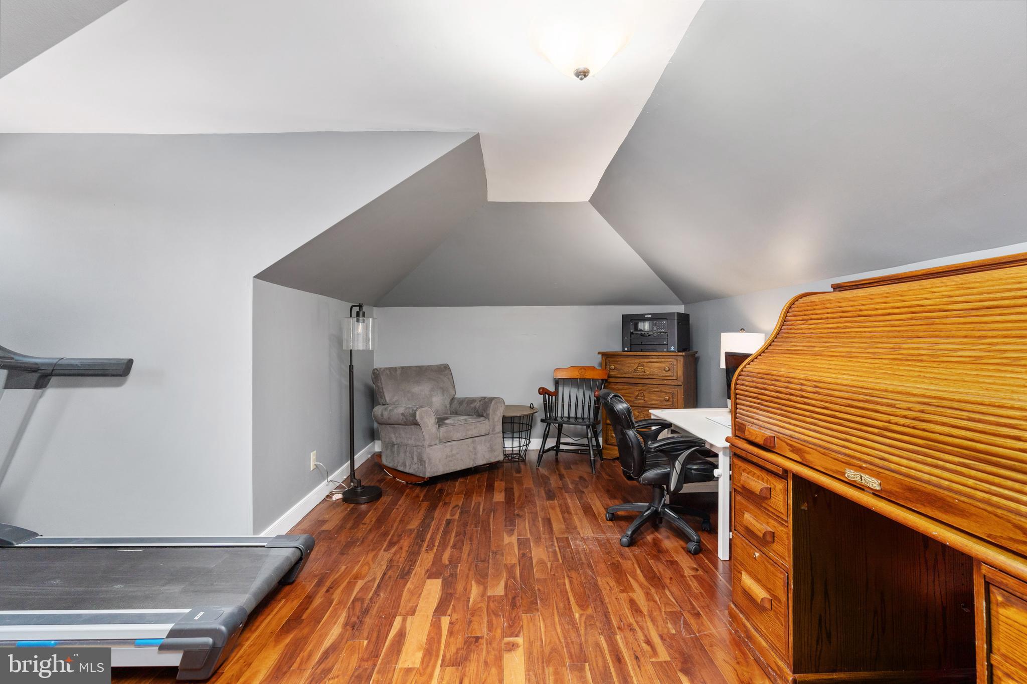 WOODLAWN - Residential