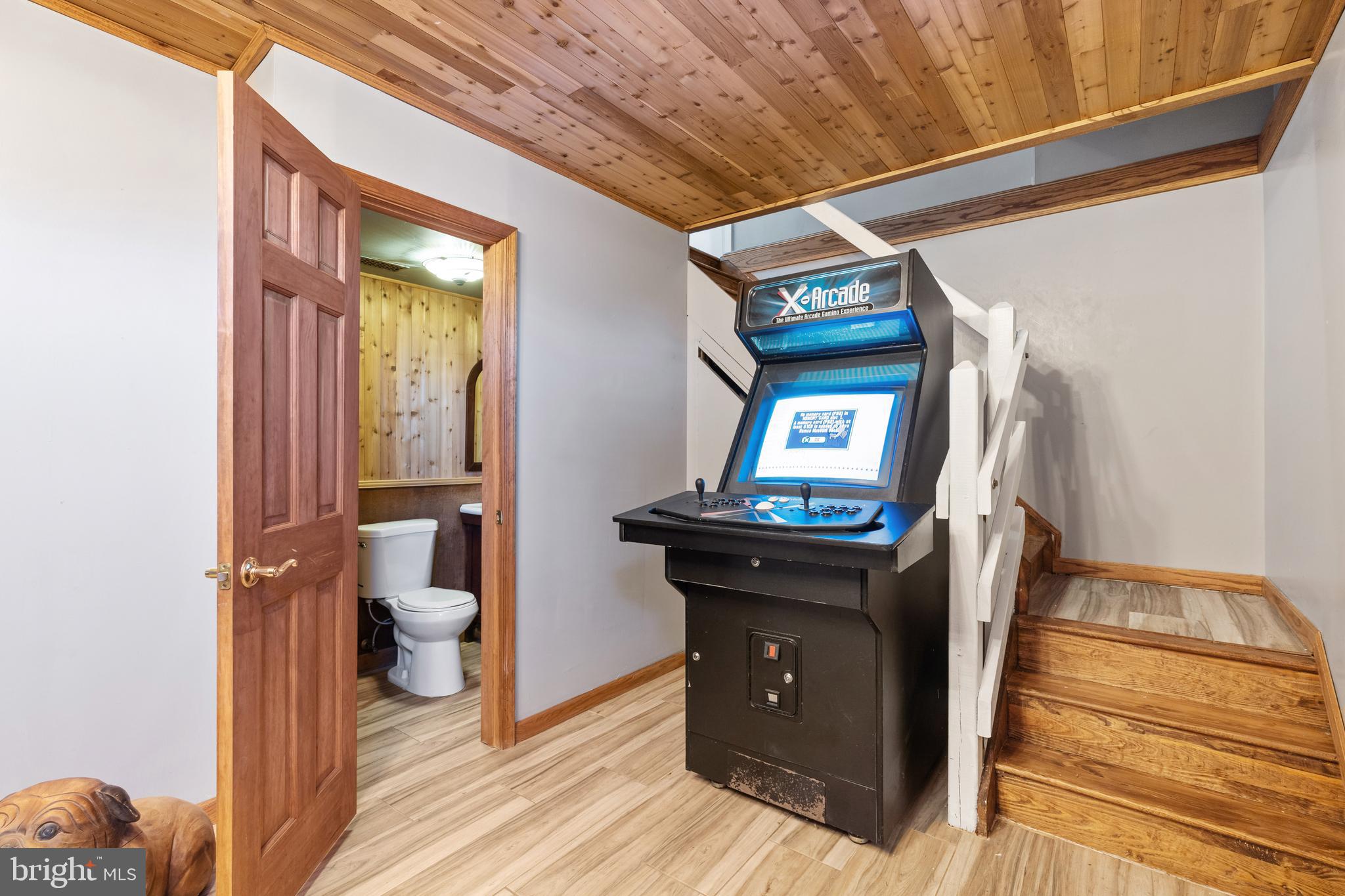 WOODLAWN - Residential