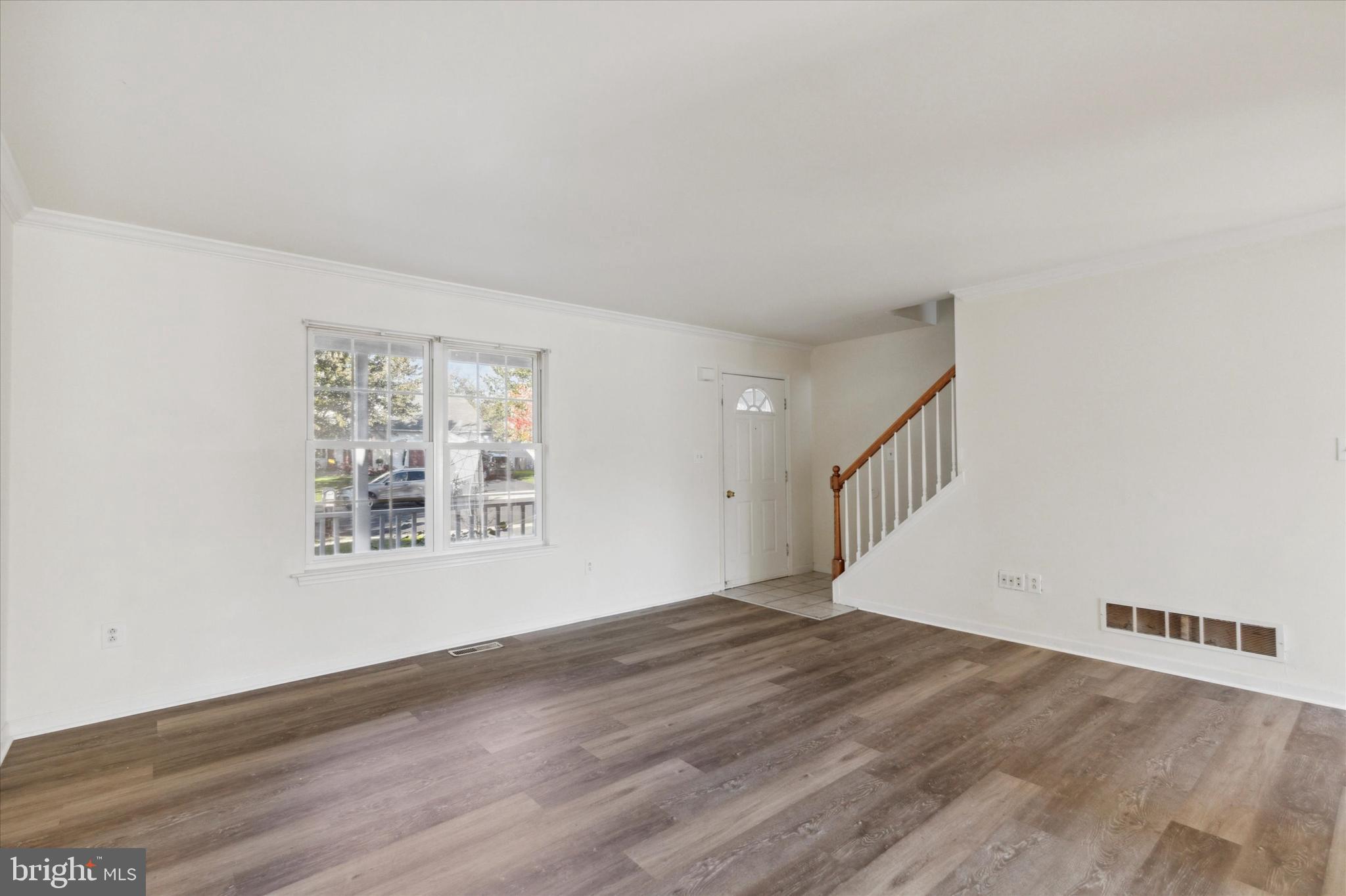 HUNTERS RUN - Residential Lease