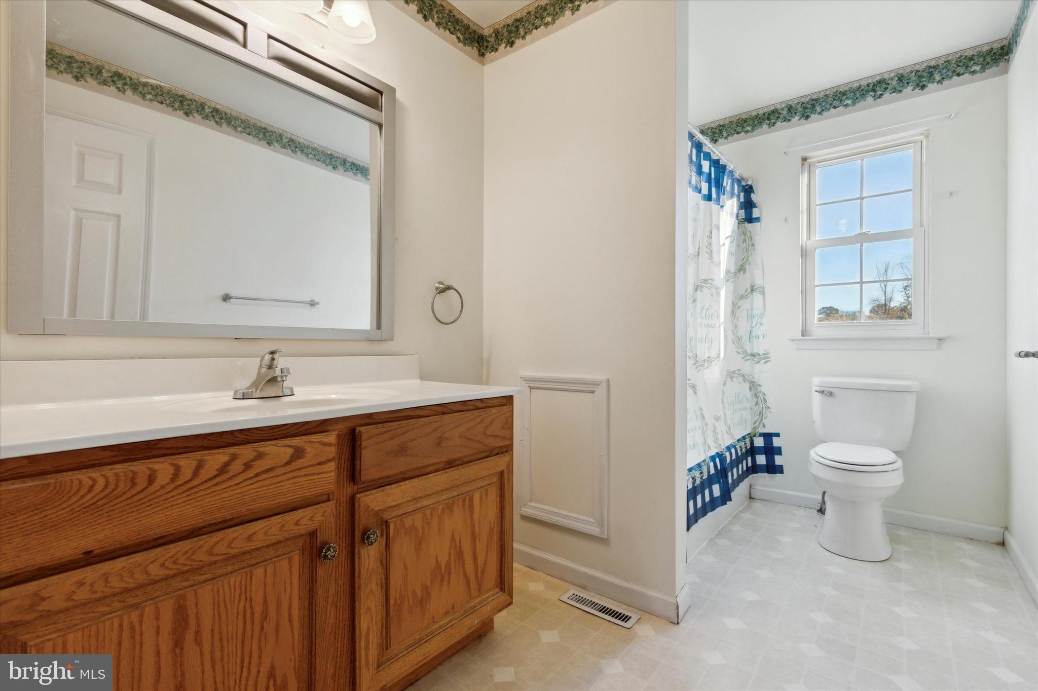 HUNTERS RUN - Residential Lease