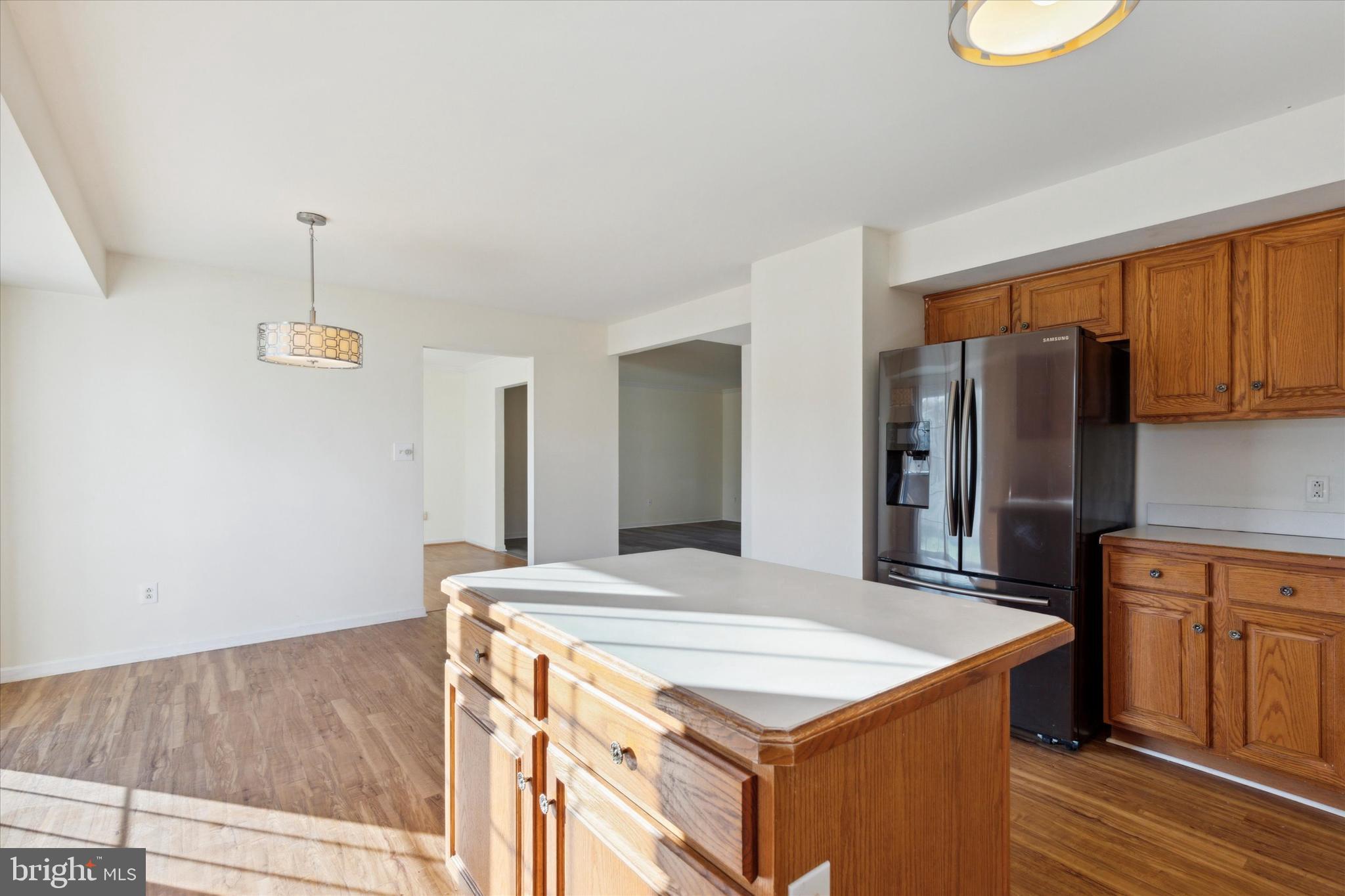 HUNTERS RUN - Residential Lease