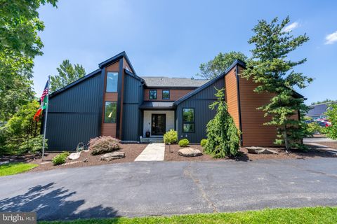 1488 SHELBURNE COURT ALLENTOWN PA 18104