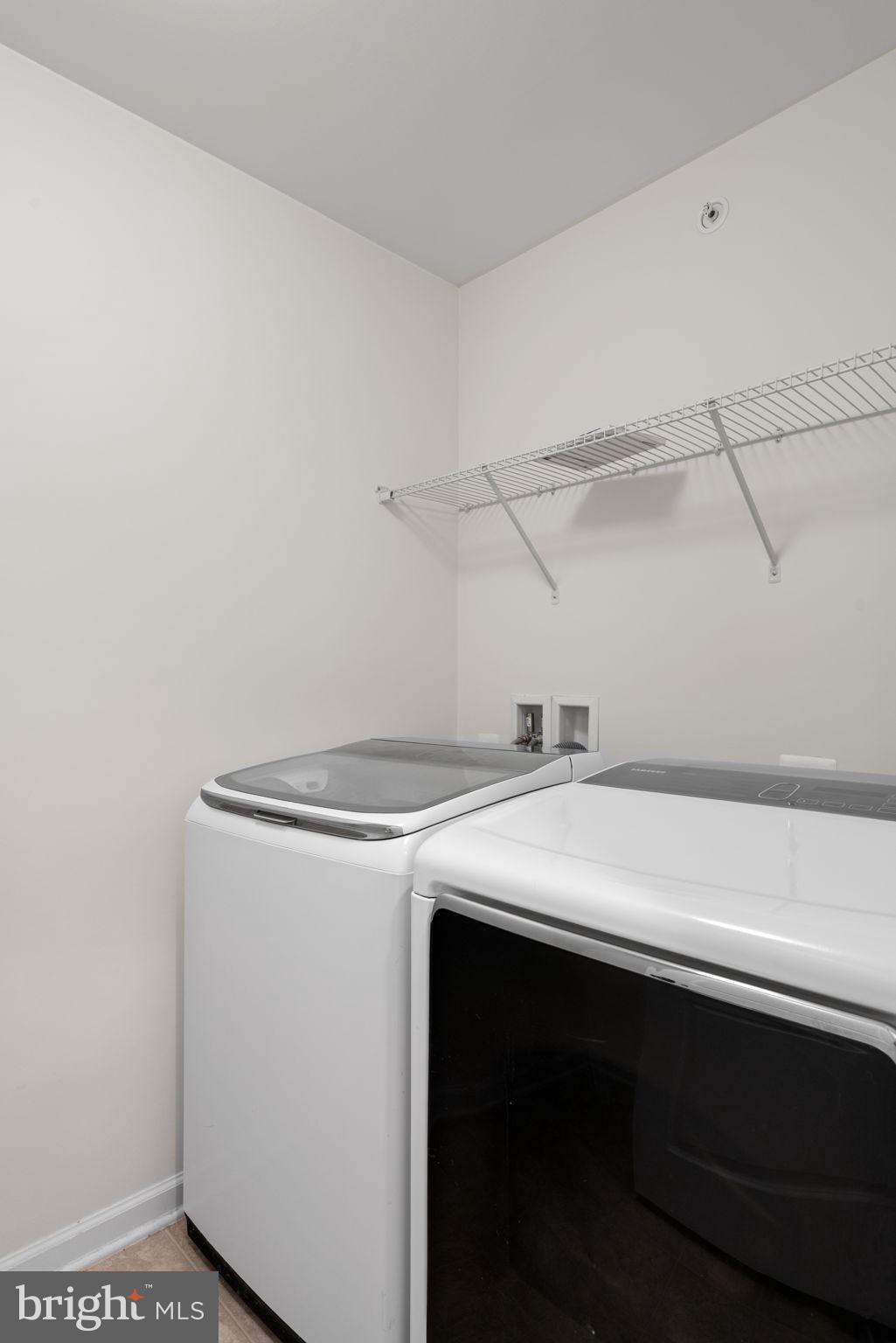 POTOMAC SHORES - Residential