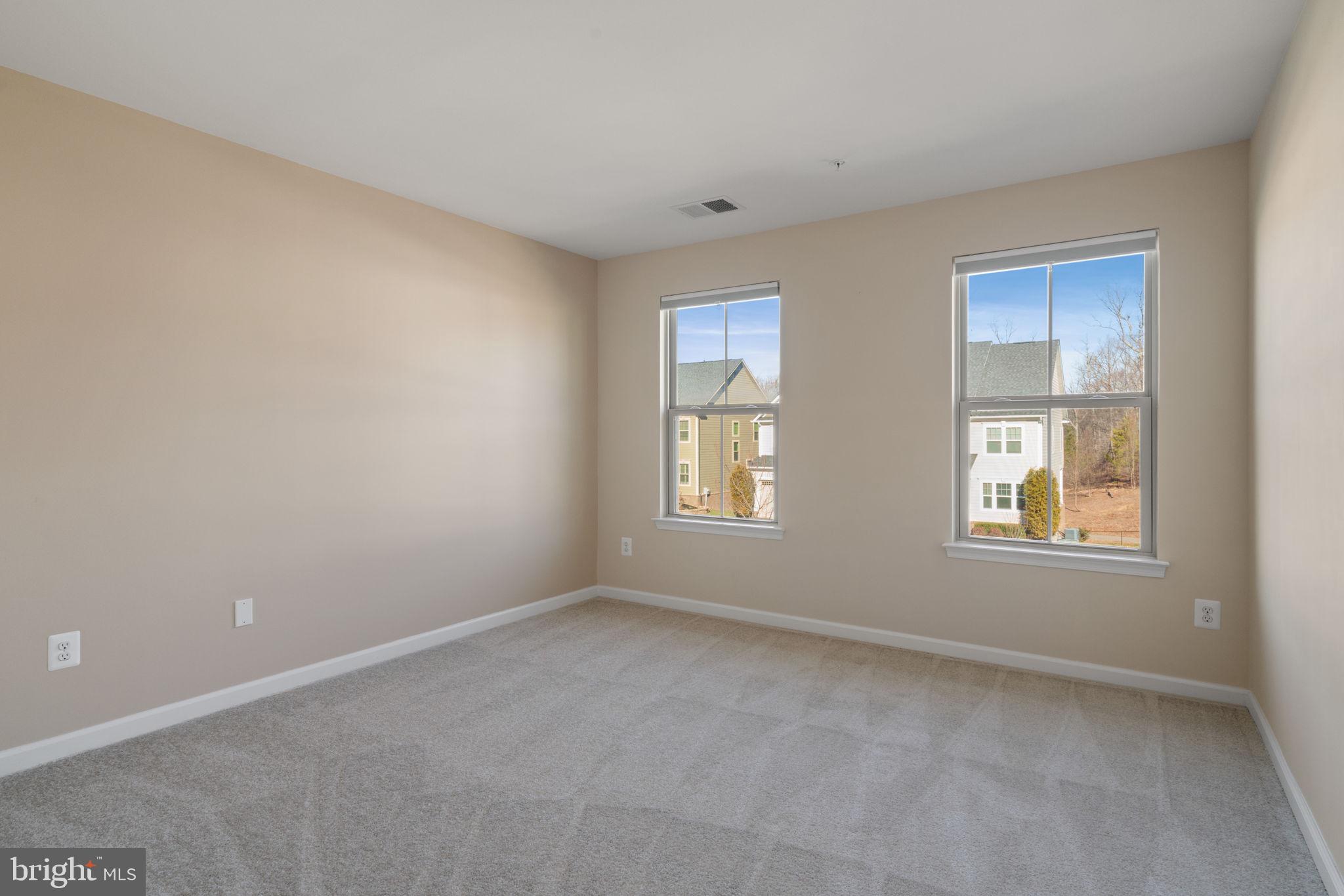 POTOMAC SHORES - Residential