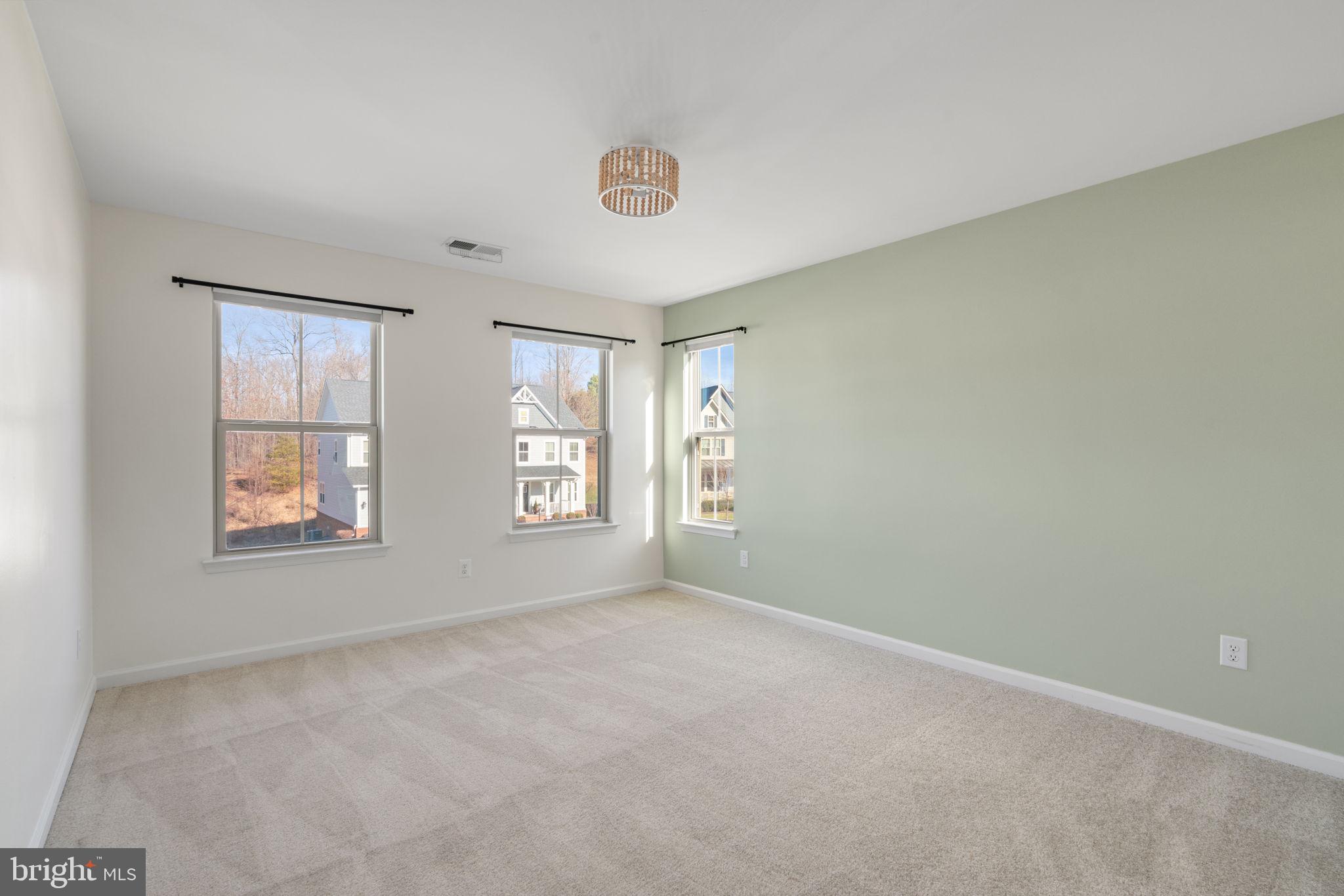 POTOMAC SHORES - Residential