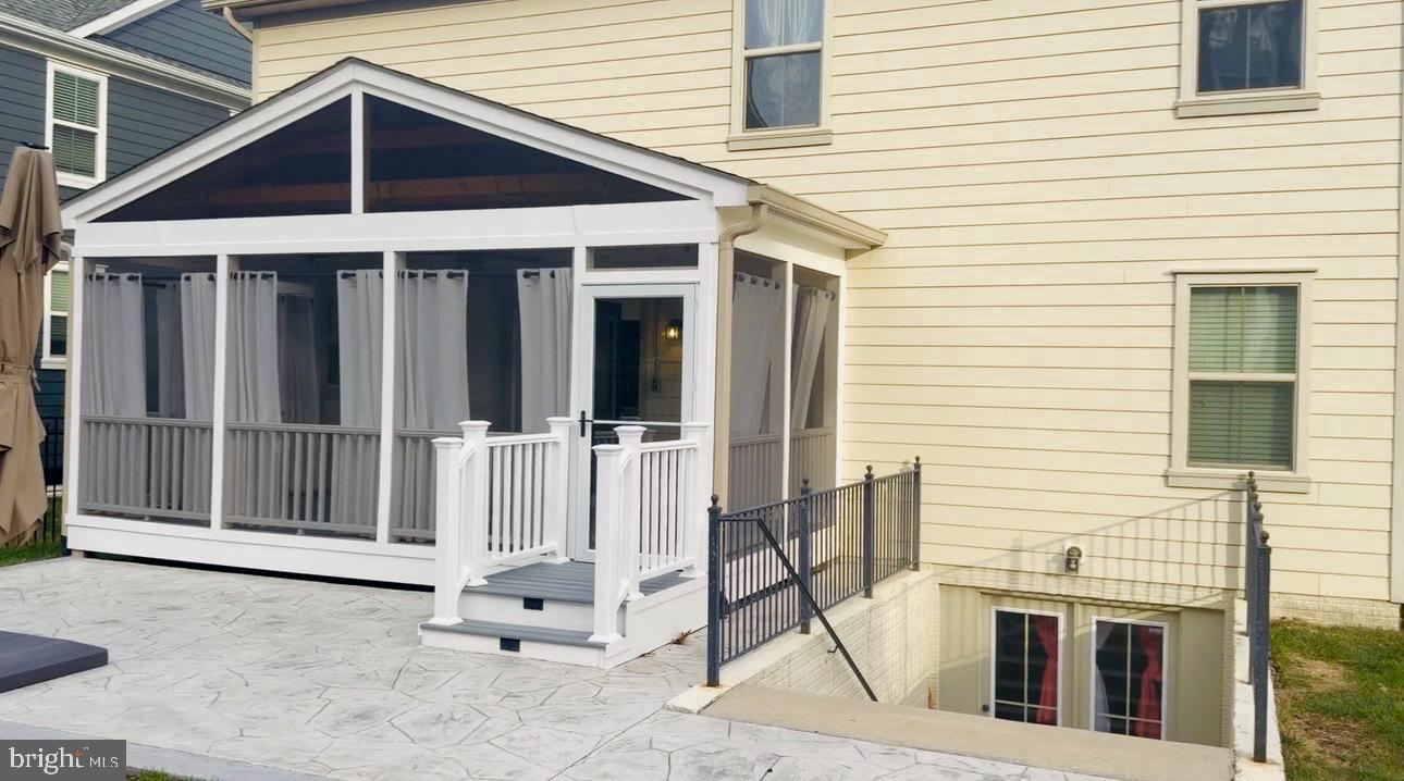 2321 SWEET PEPPERBRUSH LOOP