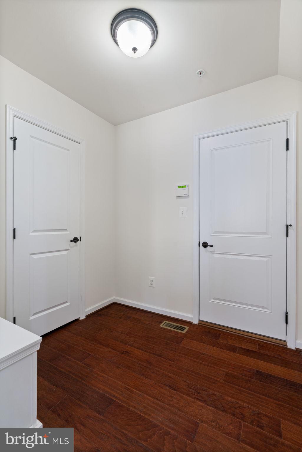 POTOMAC SHORES - Residential