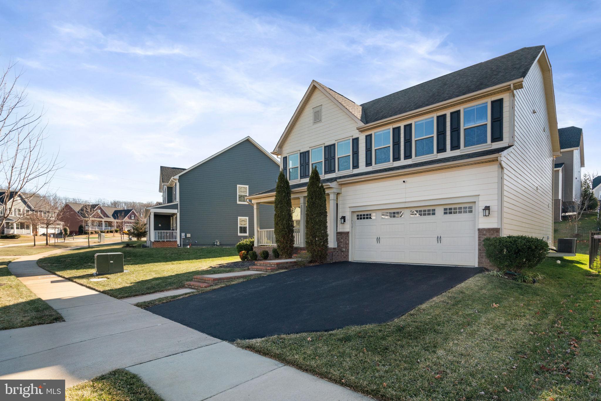 POTOMAC SHORES - Residential