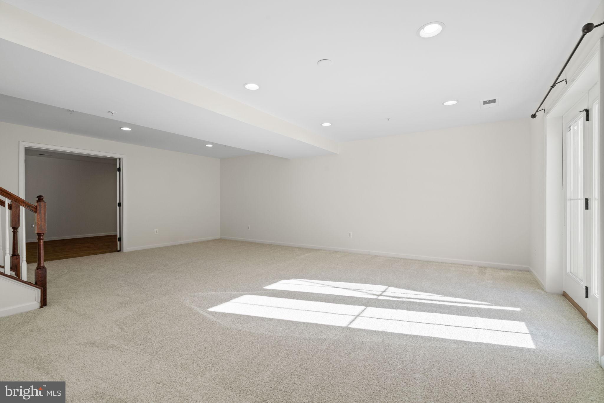 POTOMAC SHORES - Residential