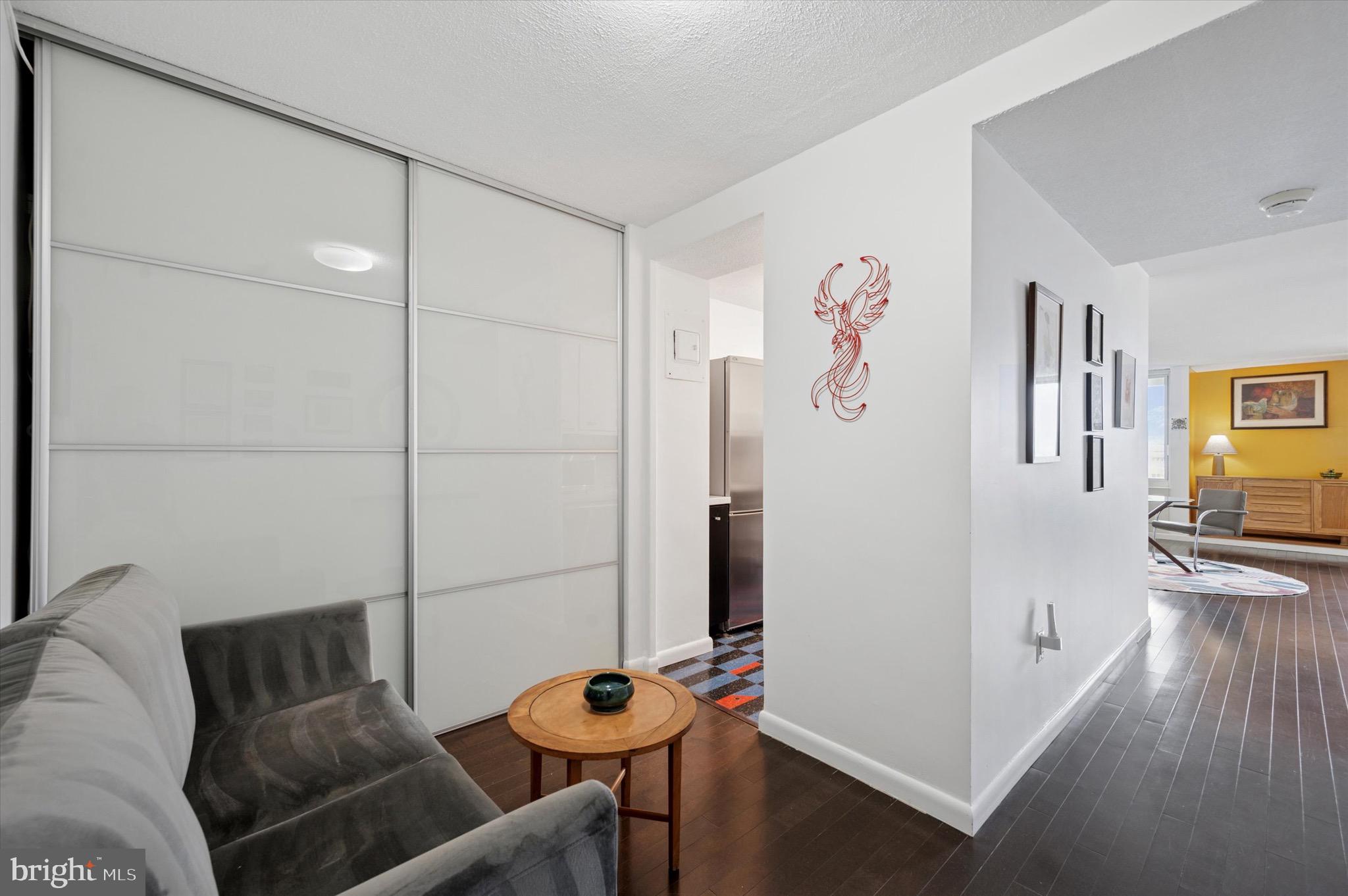 604 S WASHINGTON SQUARE 36 2206-2208