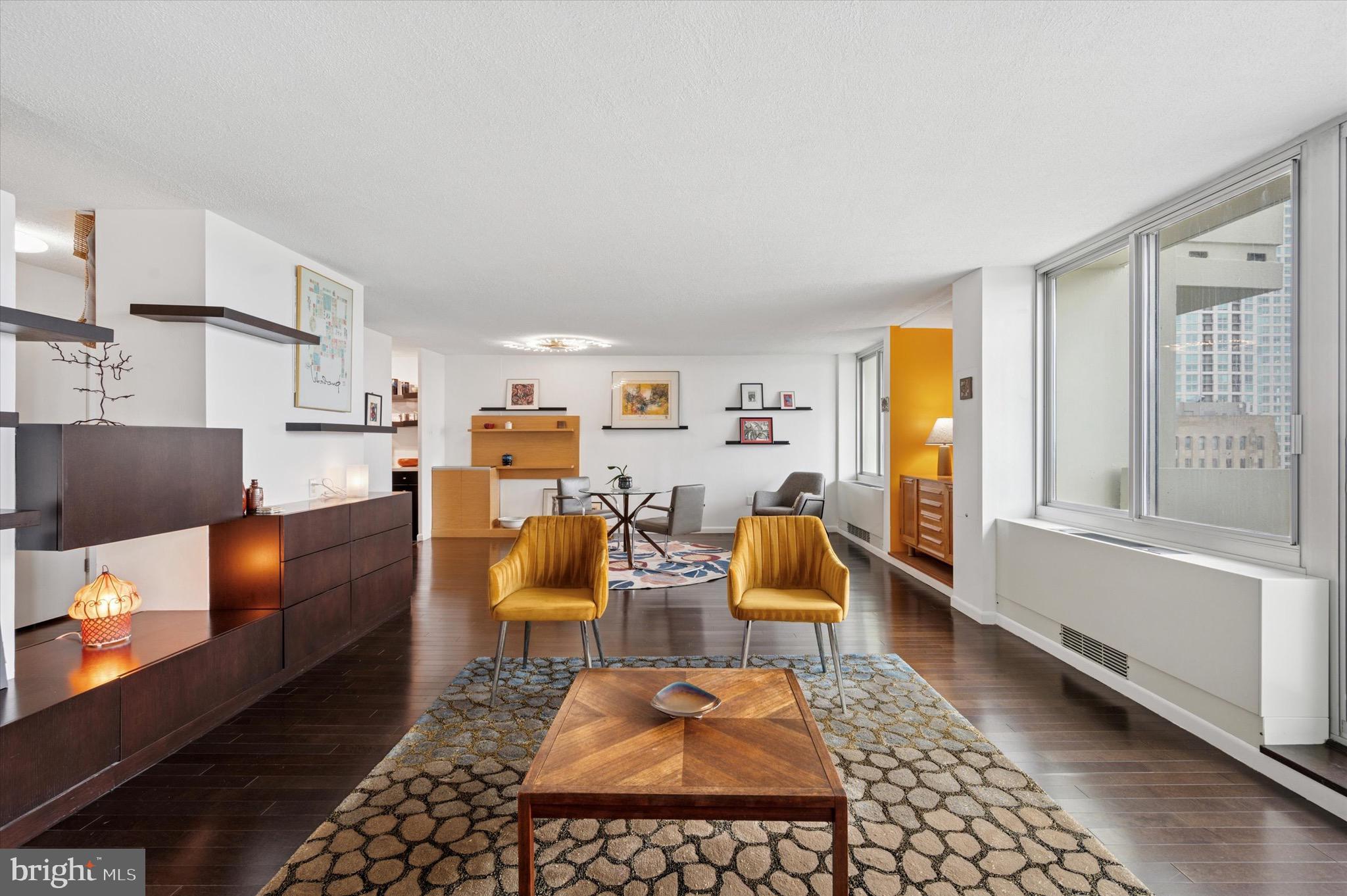 604 S WASHINGTON SQUARE 36 2206-2208
