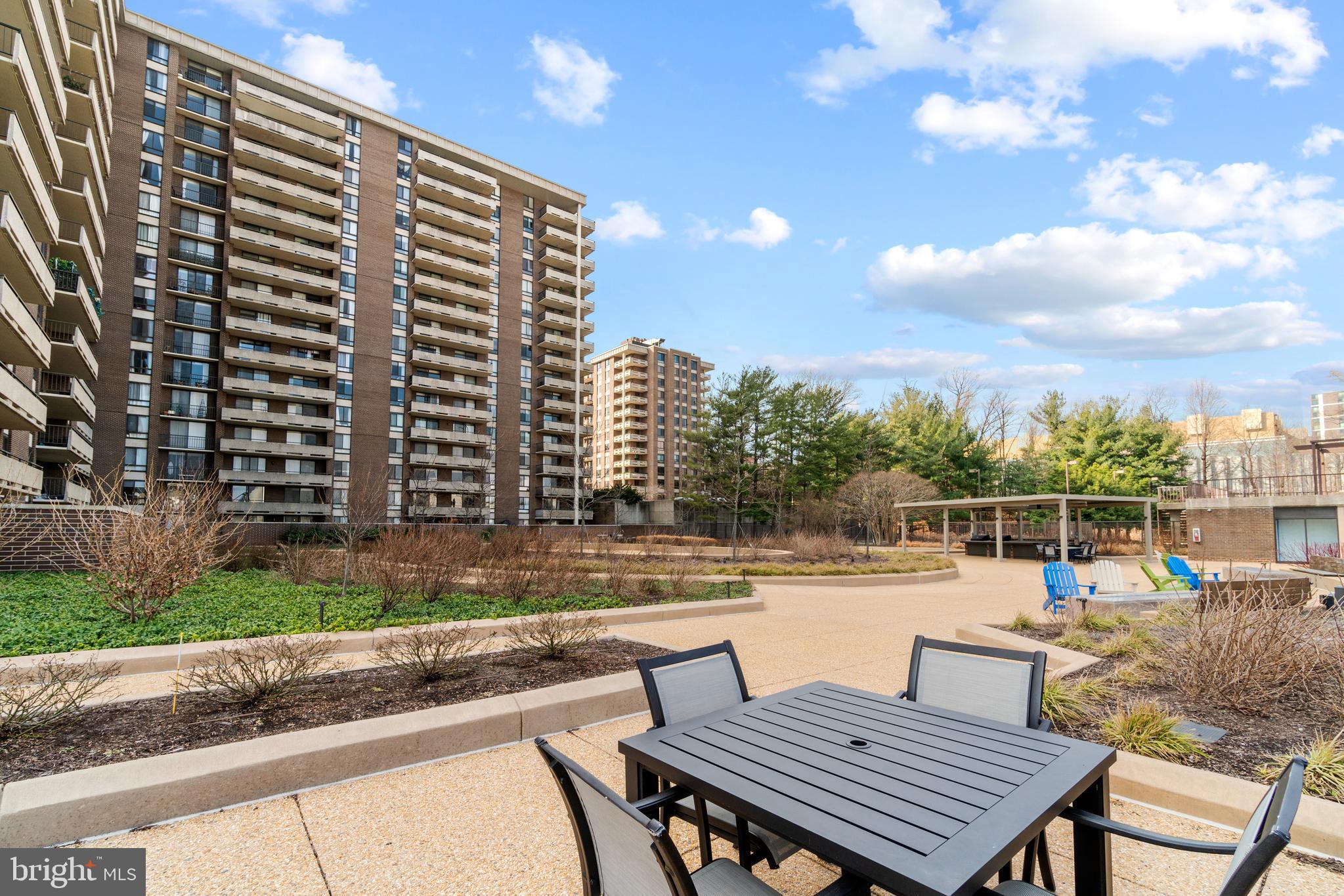 REGENCY AT MCLEAN - Residential Lease